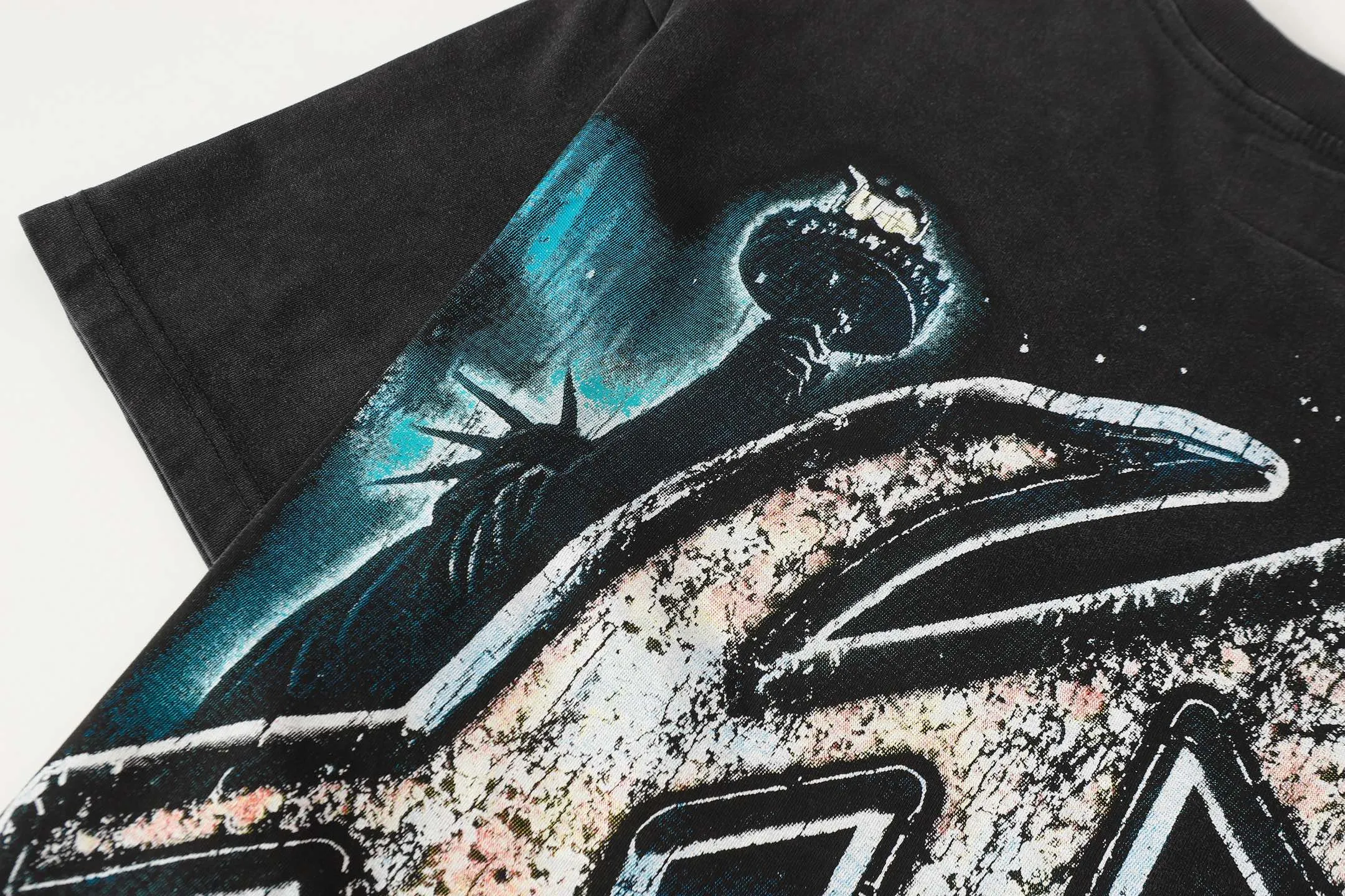 6093# Washed black I P116 High-definition printing. Soft touch Godspeed Cross-border American rock and roll street washed retro style Short-sleeved T (craft printing) Fabric (fabric): 32 counts combed double yarn 250 grams weight Size (size): S-M-L-XL Color (colour): Washed black 👉 👉 👉 👉