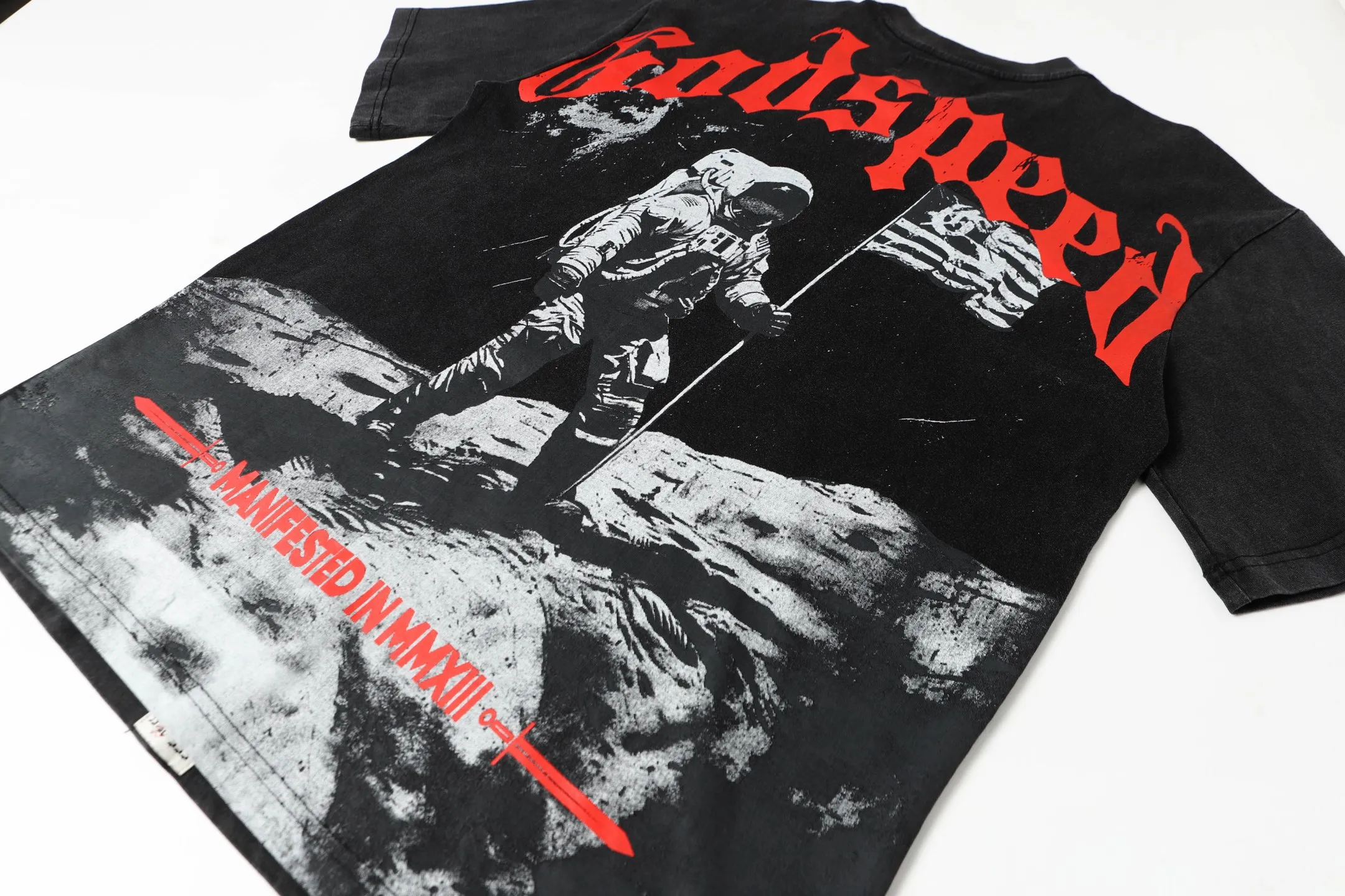 6052#washed black｜P116 Godspeed cross-border American rock and roll street washed retro style short-sleeved T (craft printing) fabric (fabric): 32 count combed double yarn 250g weight code number (size): S-M-L-XL color (colour): washed black