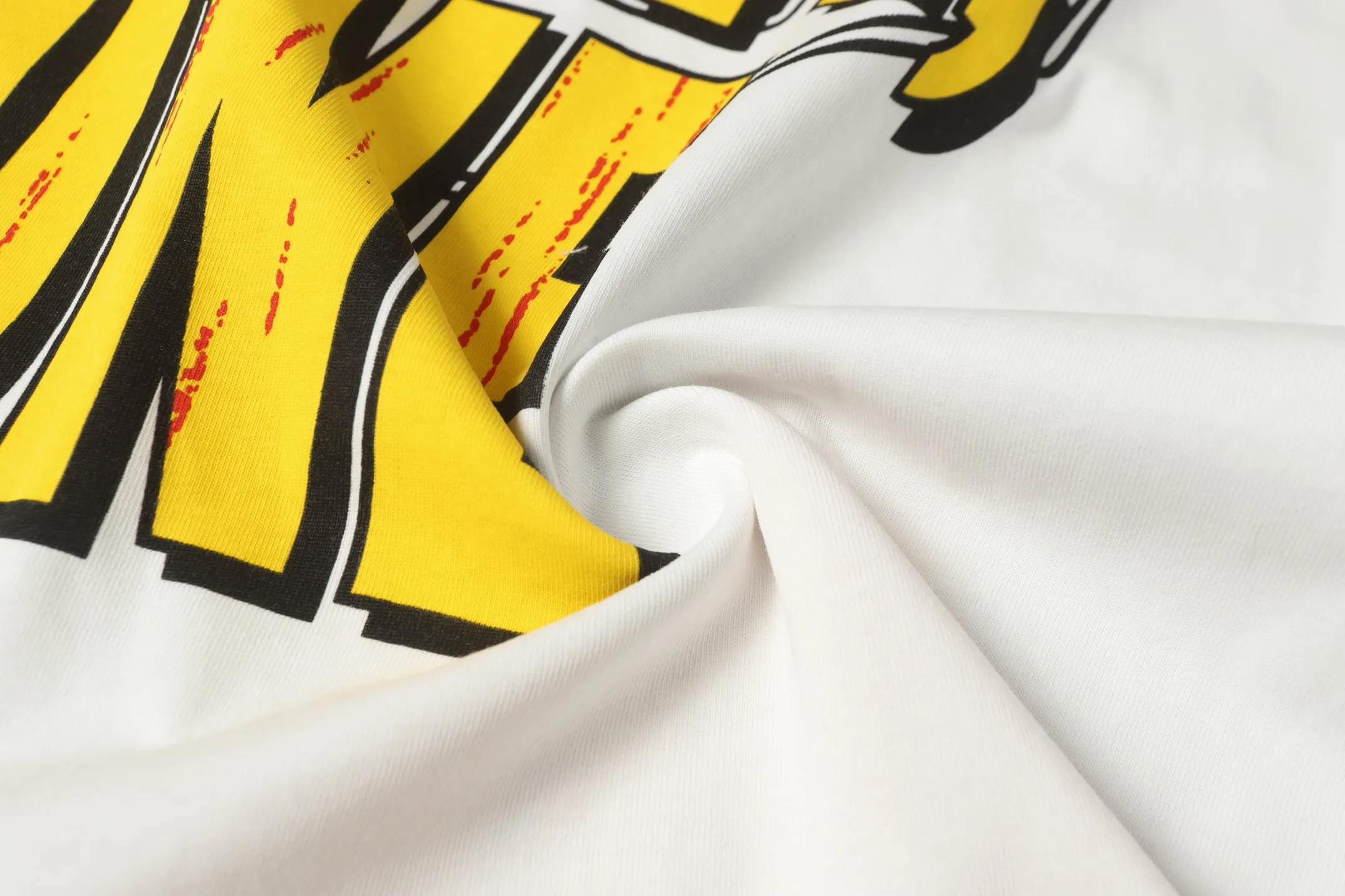 5012# White/Apricot P104 Godspeed cross-border American rock and roll street washed retro style short-sleeved T (craft printing) fabric (fabric): 32 count combed double yarn 240 grams weight code number (size): S-M-L-XL color (colour): white, apricot,