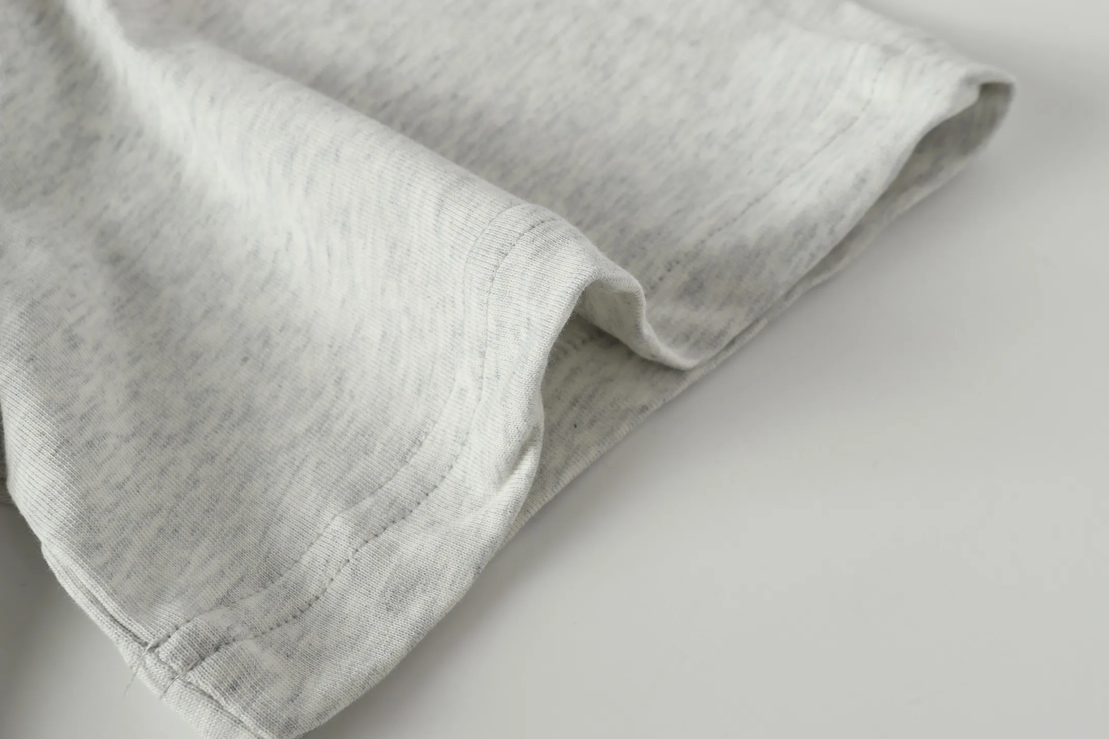 5106# light gray | P106 Godspeed cross-border American rock and roll street washed retro style short-sleeved T (craft printing) fabric (fabric) 32 counts combed double yarn 240 grams weight code number (size): S-M-L-XL color (colour): light gray