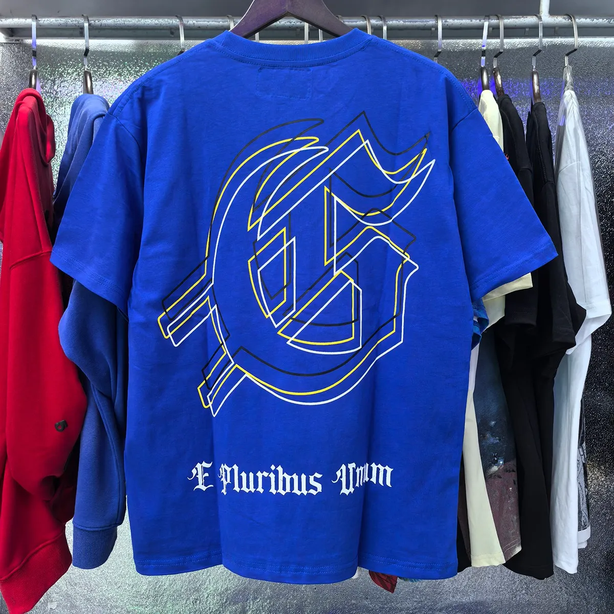 Actual photo, No. 7053, Mechao Godspeed spacesuit pyramid print high quality double yarn pure cotton casual round neck short-sleeved T-shirt batch 110 Color: black, blue; Size: S M L XL
