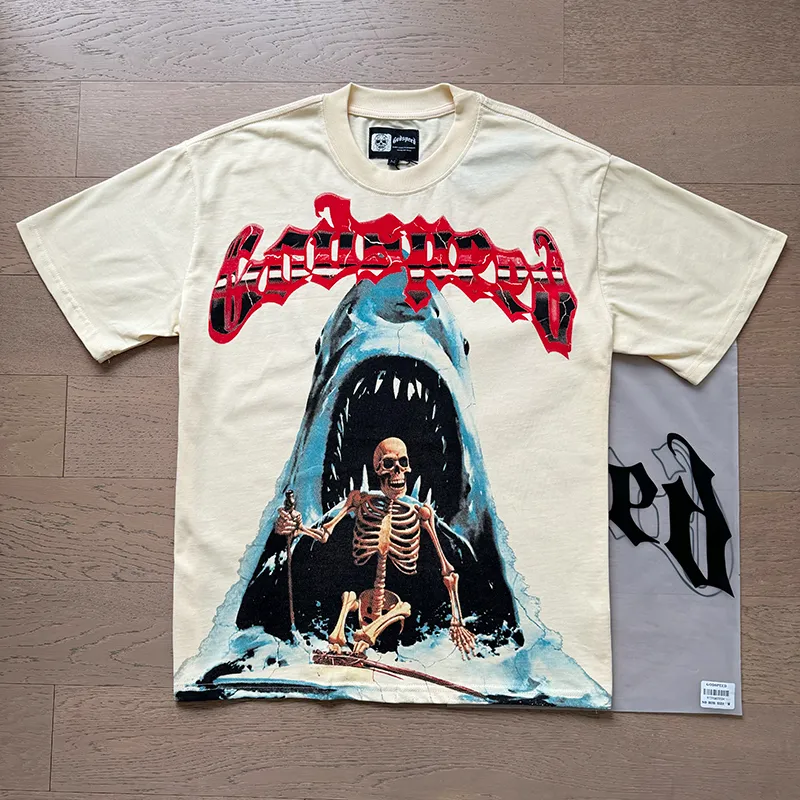 3035# P110 Real shot Godspeed American fashion rock street retro loose printed cotton short sleeves Fabric: 240g 32 count fine cotton double yarn pure cotton Color: off-white apricot Size: S M L XL