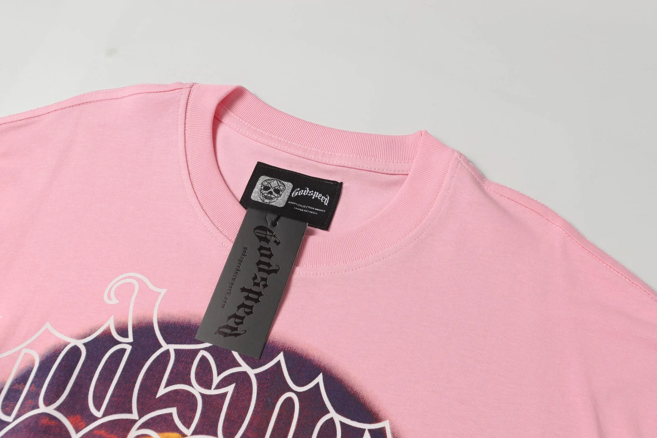 5026#pink｜P104 Godspeed cross-border American rock and roll street washed retro style short-sleeved T (craft printing) fabric (fabric) 32-count combed double yarn 240 grams weight code number (size): S-M-L-XL color (colour): pink