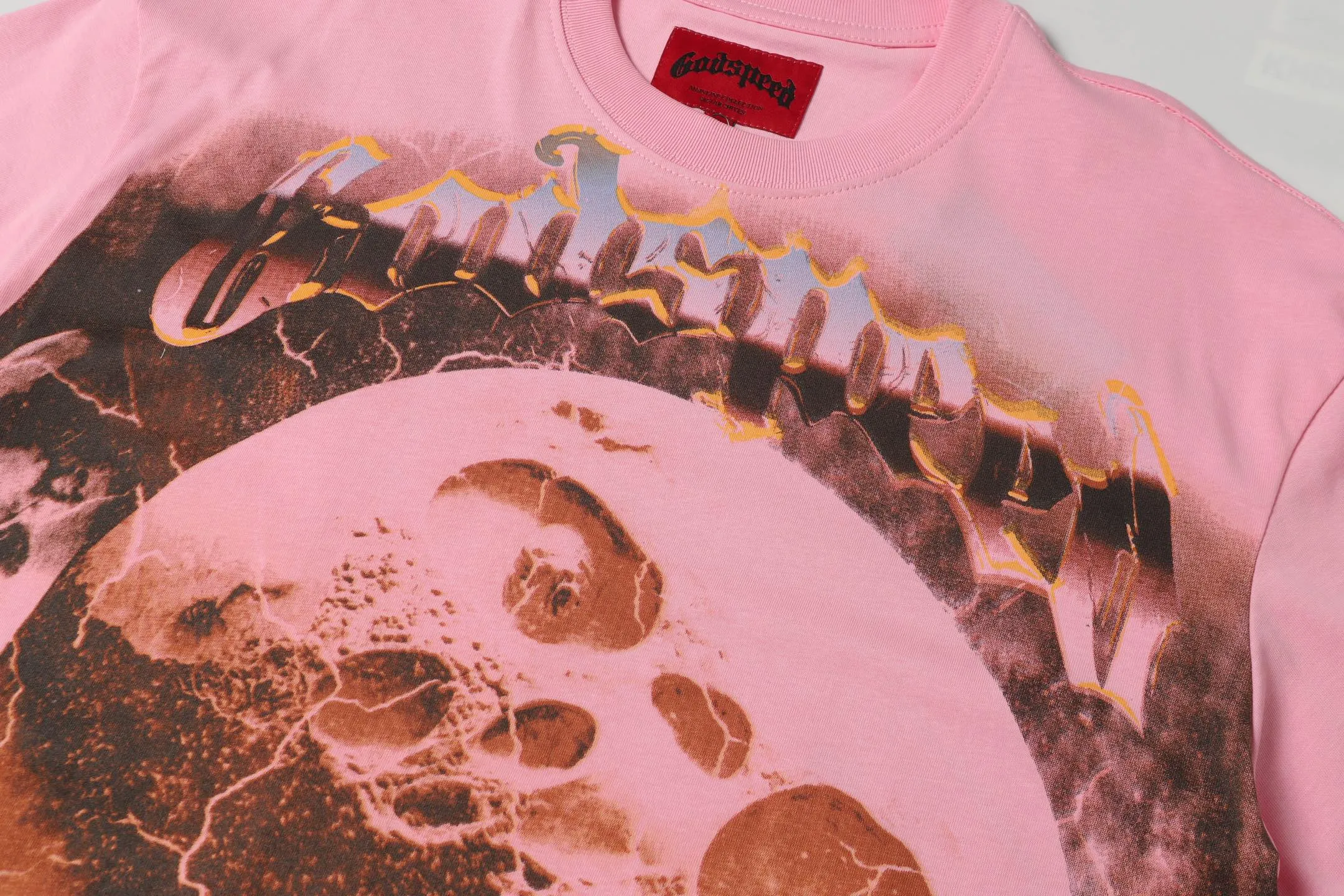 5023#White/Pink｜P104 Godspeed cross-border American rock and roll street washed retro style short-sleeved T (craft printing) fabric (fabric): 32 count combed double yarn 240 grams weight code number (size): S-M-L-XL color (colour): white.pink
