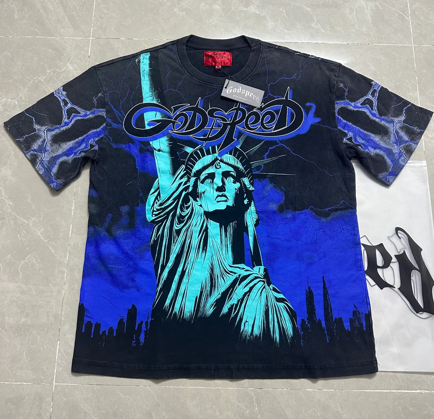 6301# Washed black-blue I P116 Real stock (American fashion niche) Godspeed cross-border American rock street washed retro style short-sleeved T (craft printing) Fabric (fabric): 32 counts combed double yarn 250 grams weight Size (size): S-M-L-XL Color (colour): Washed black-blue