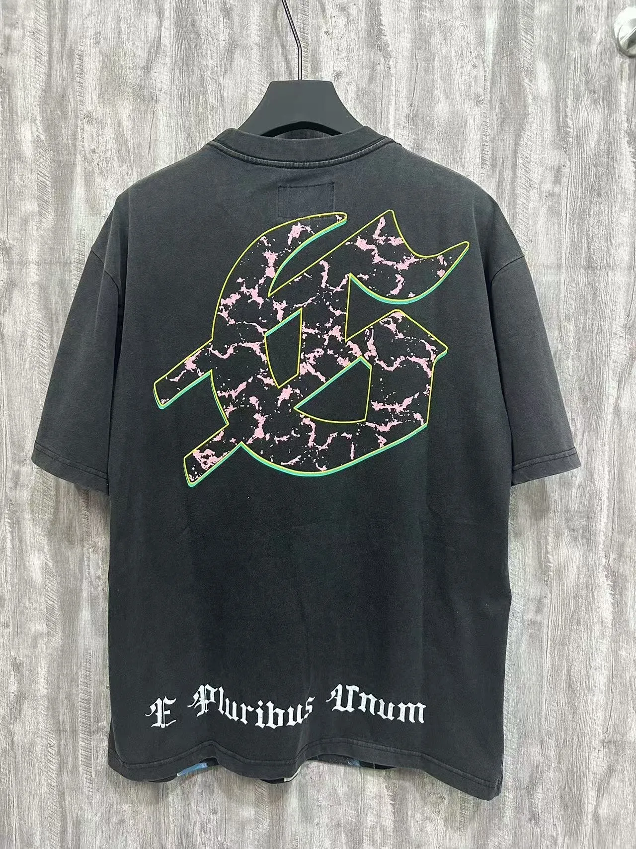 6022# washed black｜P116 Godspeed cross-border American rock and roll street washed retro style short-sleeved T (craft printing) fabric (fabric): 32 count combed double yarn 250g weight size (size): S-M-L-XL color (colour): washed black yu 👉 👉
