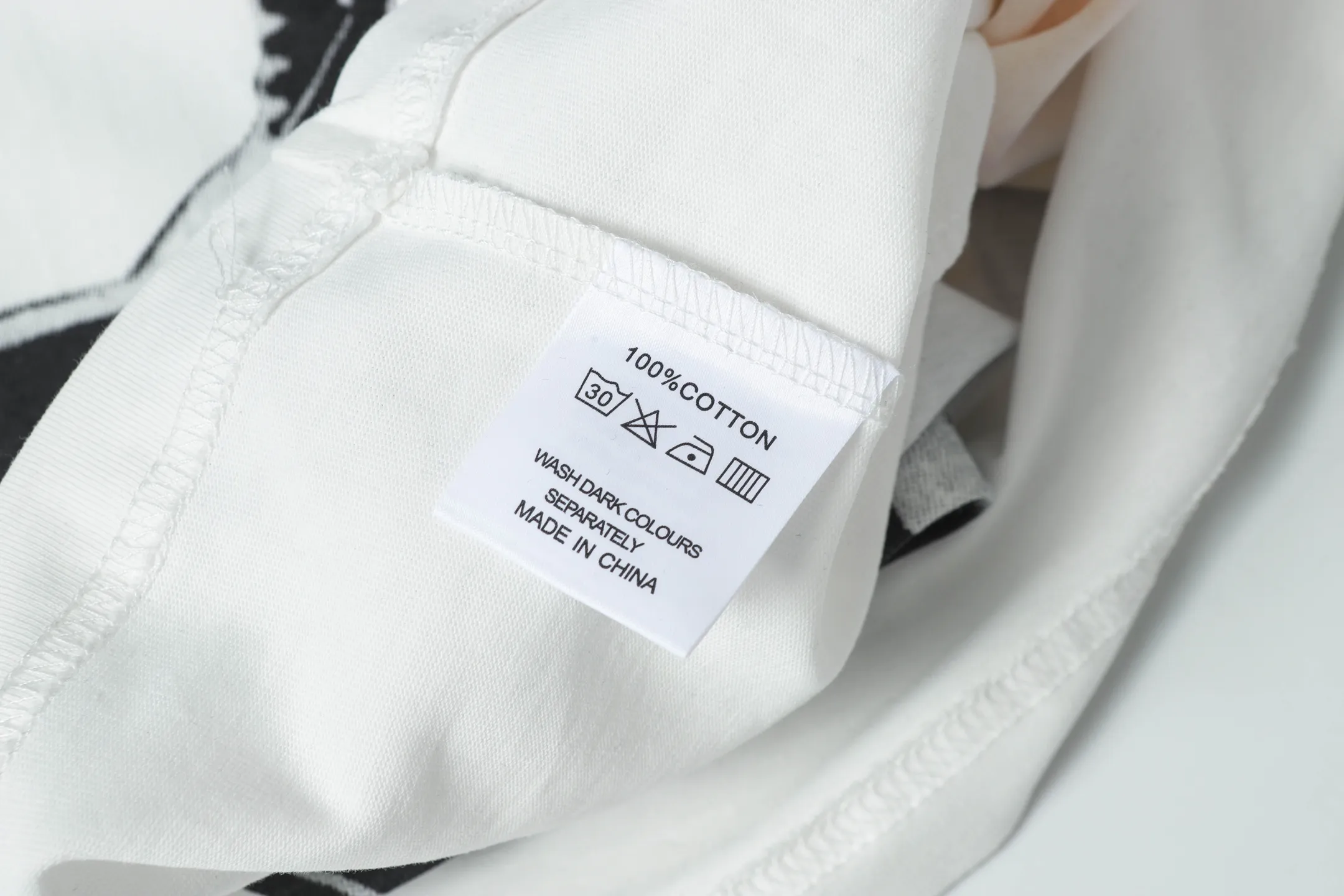5007#White/Apricot｜P104 Godspeed cross-border American rock and roll street washed retro style short-sleeved T (craft printing) fabric (fabric): 32-count combed double yarn 240 grams weight code number (size): S-M-L-XL color (colour): white, apricot,