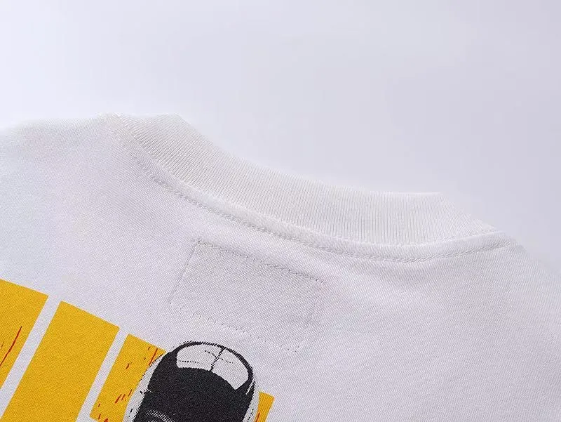 5007#White/Apricot｜P104 Godspeed cross-border American rock and roll street washed retro style short-sleeved T (craft printing) fabric (fabric): 32-count combed double yarn 240 grams weight code number (size): S-M-L-XL color (colour): white, apricot,