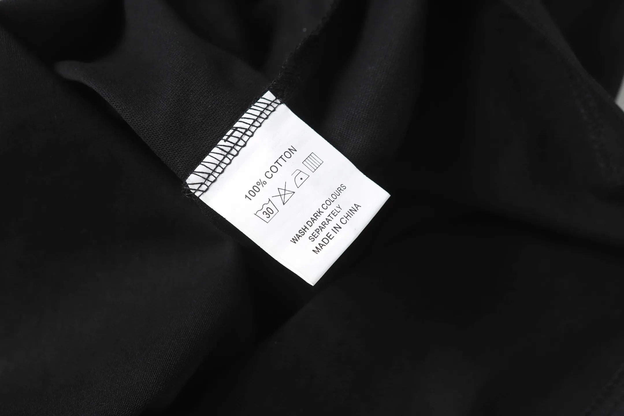 6026#washed black｜P116 Godspeed cross-border American rock and roll street washed retro style short-sleeved T (craft printing) fabric (fabric): 32 count combed double yarn 250g weight code (size): S-M-L-XL color (colour): washed black 👉