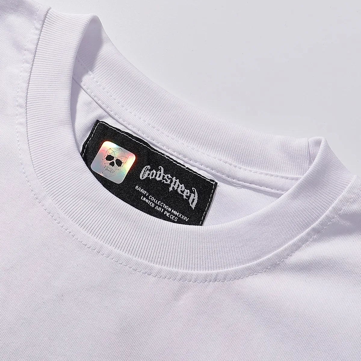 No. 7068, Mechao Godspeed astronaut moon landing print high weight double yarn pure cotton casual short-sleeved T-shirt batch 110 Color: black, white; Size: S M L XL