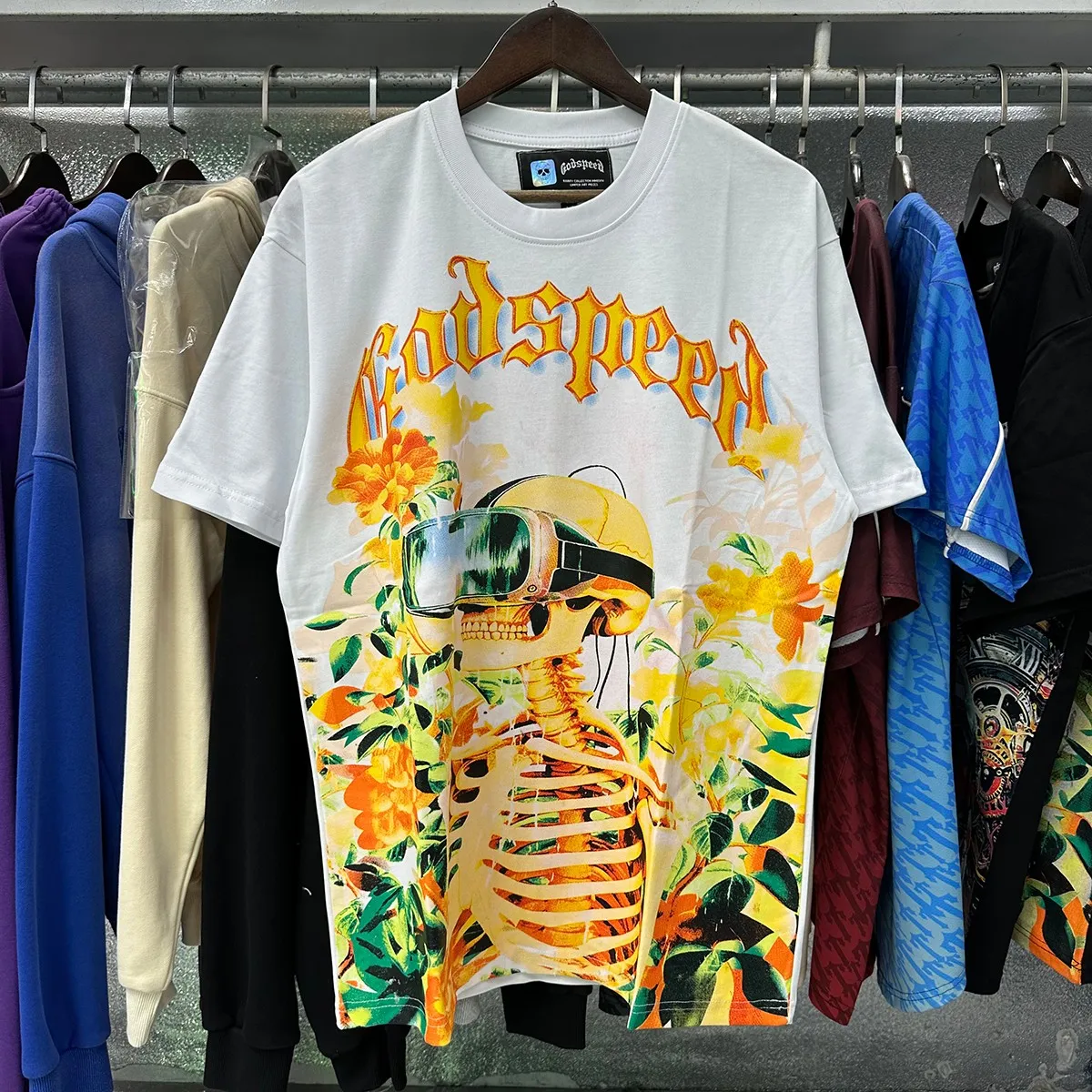 No. 7029, real shot, beautiful and trendy Godspeed VR glasses skull small fresh print high weight double yarn pure cotton casual short-sleeved T-shirt batch 110 Color: black, white; Size: S M L XL