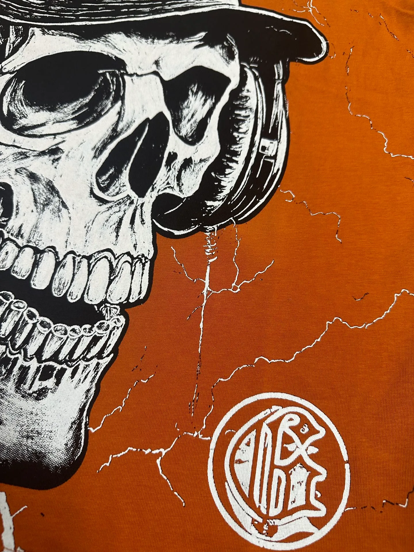 5130# Retro Brick Red I P106 Real Spot - The latest exclusive Godspeed cross-border American rock and roll street washed retro style short-sleeved T (craft printing) Fabric (fabric): 32-count combed double yarn 240 grams weight Size (size): S-M-L-XL Color (colour): Retro Brick Red 👉