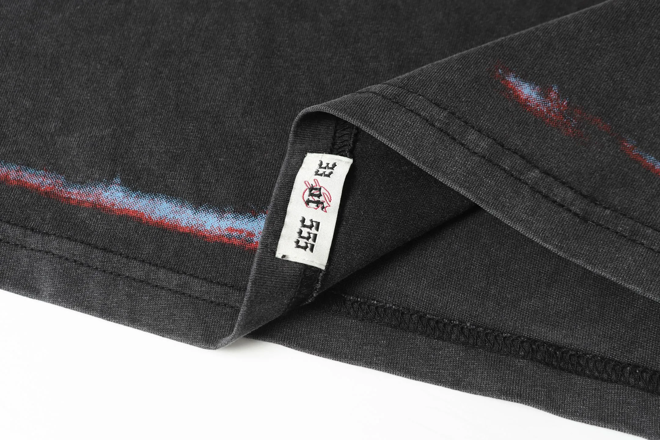 6040# washed black｜P116 Godspeed cross-border American rock and roll street washed retro style short-sleeved T (craft printing) fabric (fabric): 32 count combed double yarn 250 grams weight code (size): S-M-L-XL color (colour): washed black 👉