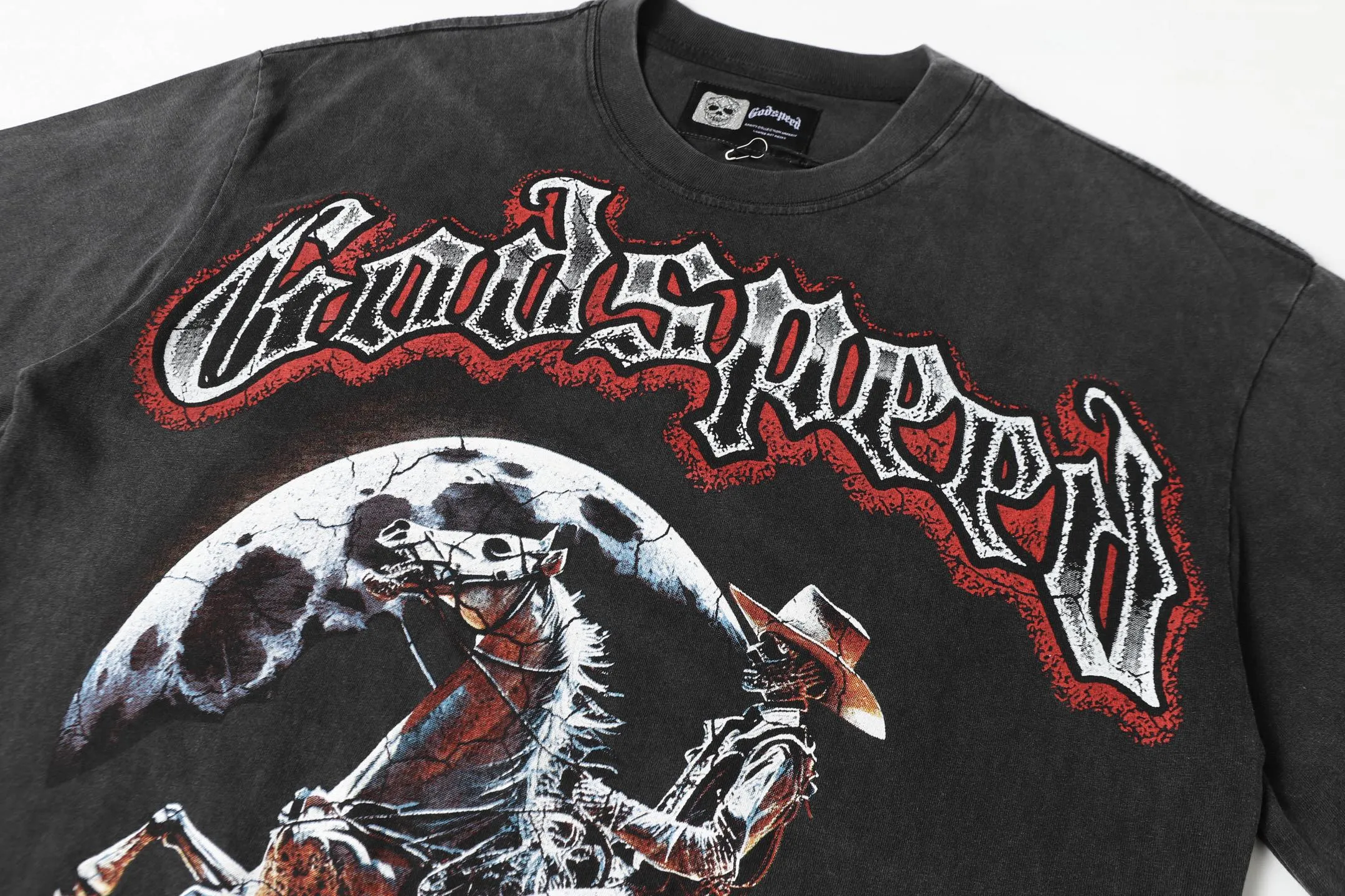 6040# washed black｜P116 Godspeed cross-border American rock and roll street washed retro style short-sleeved T (craft printing) fabric (fabric): 32 count combed double yarn 250 grams weight code (size): S-M-L-XL color (colour): washed black 👉