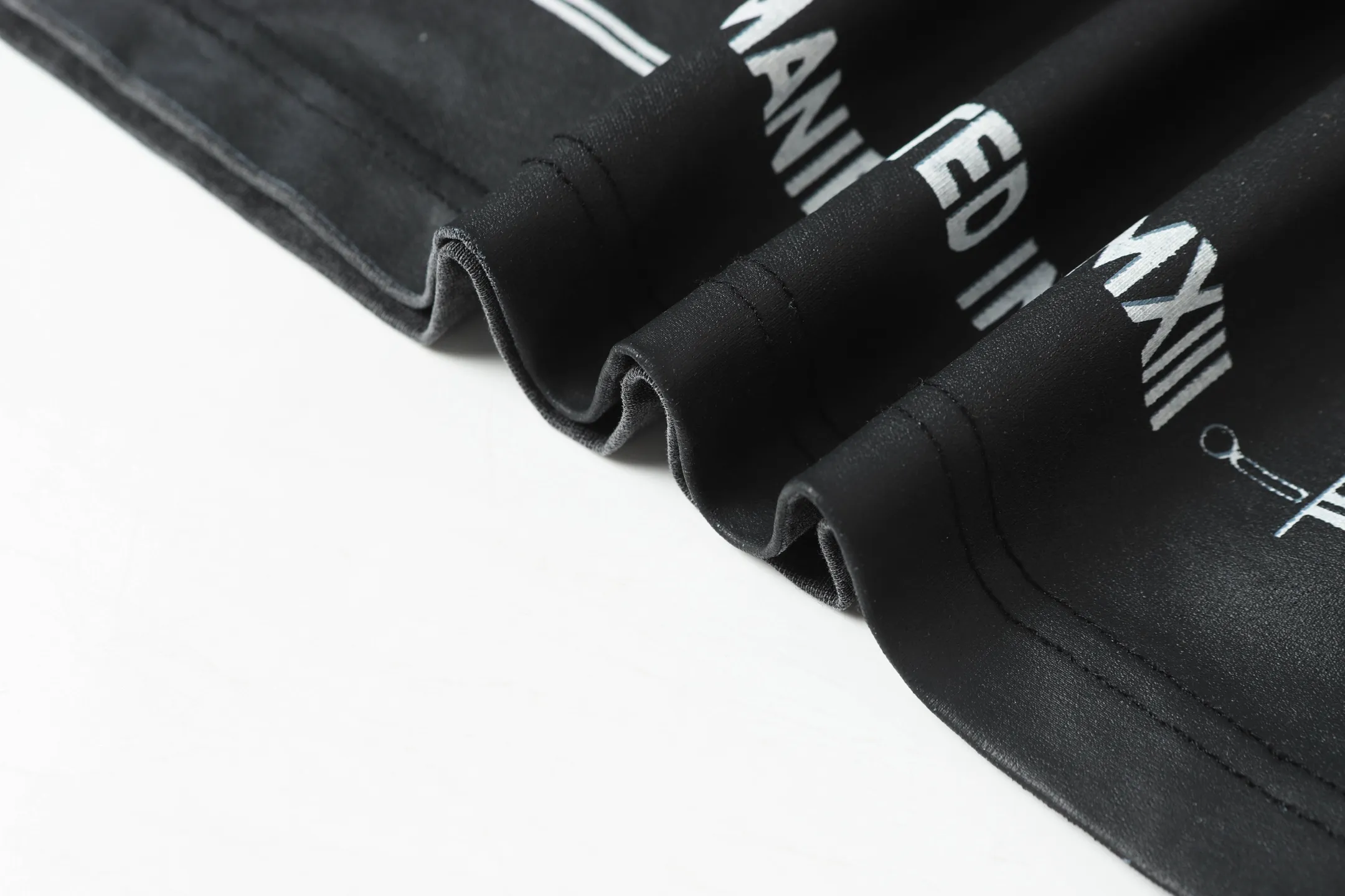 6050#washed black｜P116 Godspeed cross-border American rock and roll street washed retro style short-sleeved T (craft printing) fabric (fabric): 32 count combed double yarn 250g weight size (size): S-M-L-XL color (colour): washed black 👉