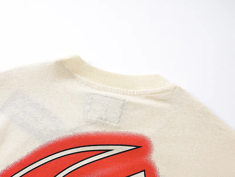 3167# P106 Real shot Godspeed American fashion rock street retro loose printed cotton short sleeves Fabric: 240g 32 count fine cotton double yarn pure cotton Color: apricot Size: S M L XL