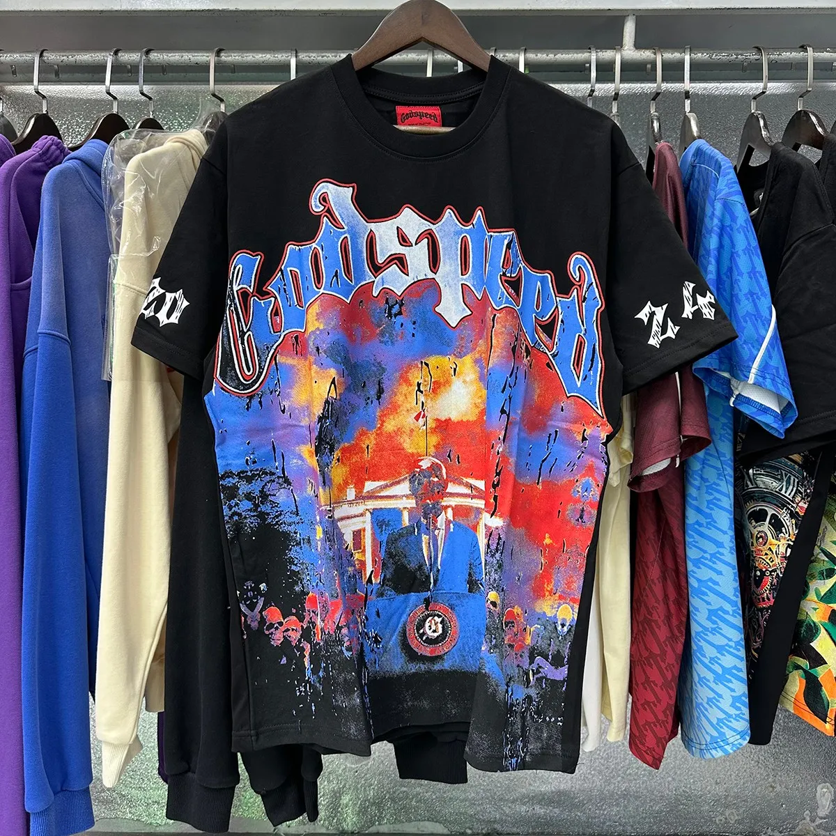 No. 7028, real shot, Mechao Godspeed speech skull print high quality double yarn pure cotton casual round neck short-sleeved T-shirt batch 110 Color: black, white, blue, apricot; Size: S M L XL