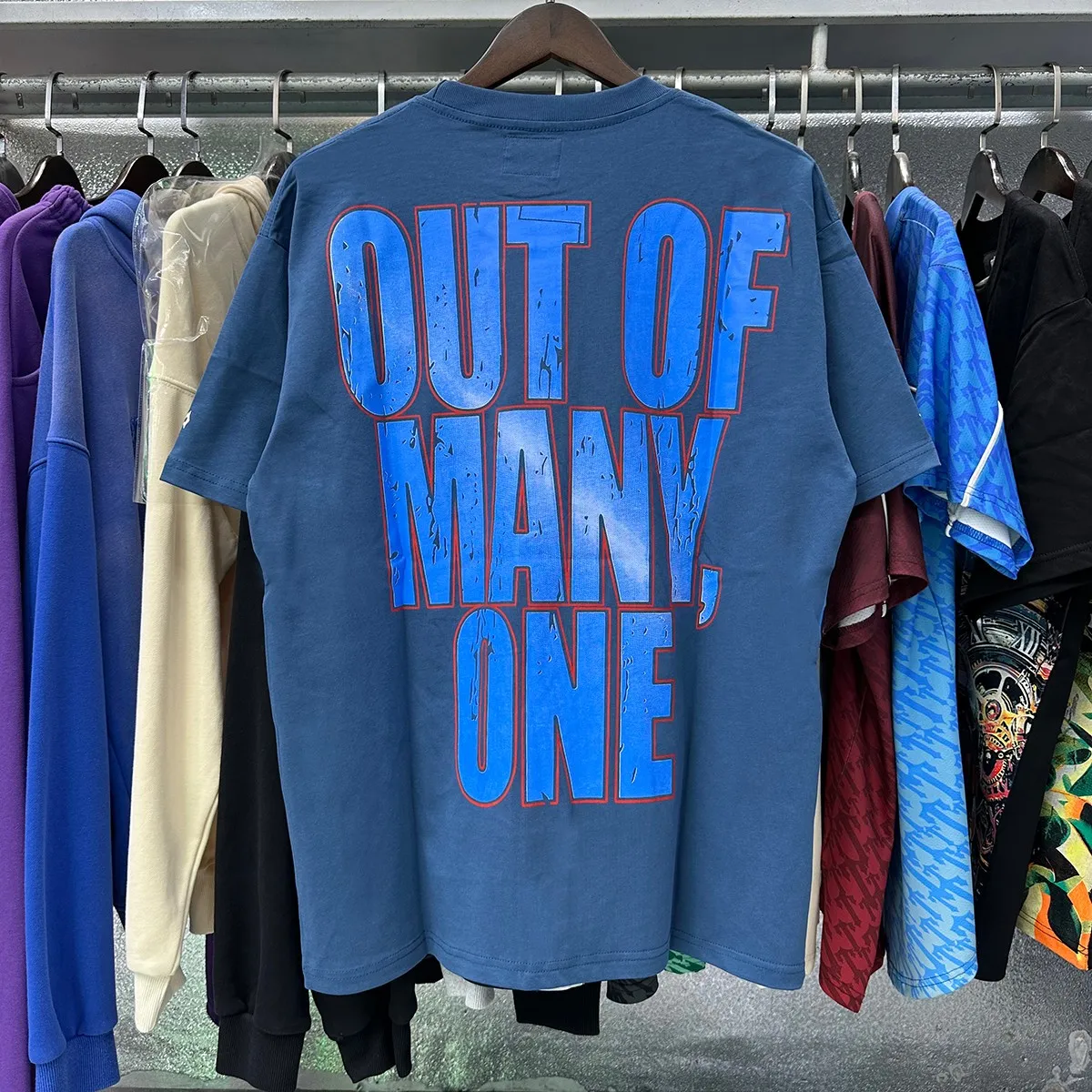 No. 7028, real shot, Mechao Godspeed speech skull print high quality double yarn pure cotton casual round neck short-sleeved T-shirt batch 110 Color: black, white, blue, apricot; Size: S M L XL