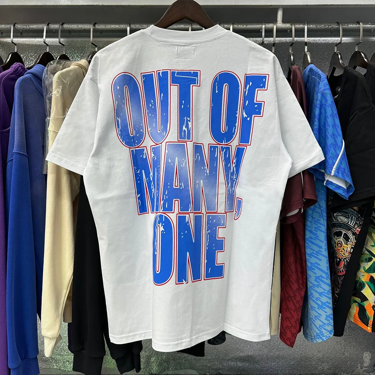 No. 7028, real shot, Mechao Godspeed speech skull print high quality double yarn pure cotton casual round neck short-sleeved T-shirt batch 110 Color: black, white, blue, apricot; Size: S M L XL