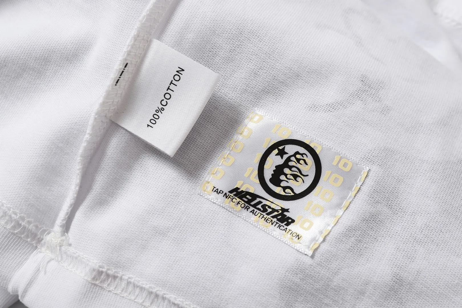 P140 Real-stock Hellstar Cross-border European and American style/street fashion brand pure cotton long-sleeved T-shirt Fabric (fabric): High-density 26-count 270-gram heavy combed double yarn pure cotton Size (size): S-M- L- X L Color (colour): Active black/ivory white 👉