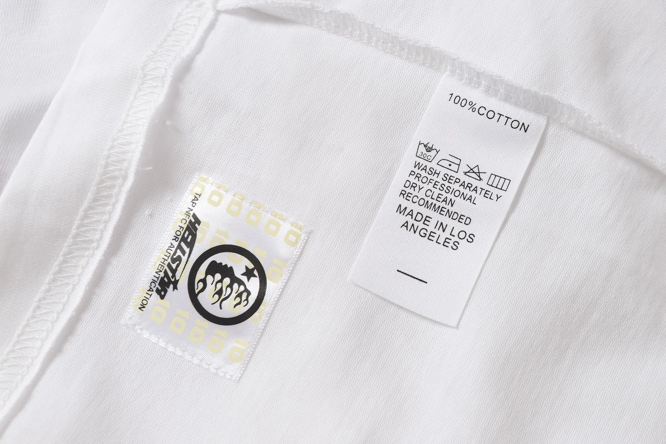 P108 Real-stock Hellstar Cross-border European and American style, street fashion brand pure cotton T-shirt Fabric (fabric): 32 counts of 240g heavy combed double yarn pure cotton Size (size): S-M- L- X L Color (colour): White 👉 👉 👉 👉