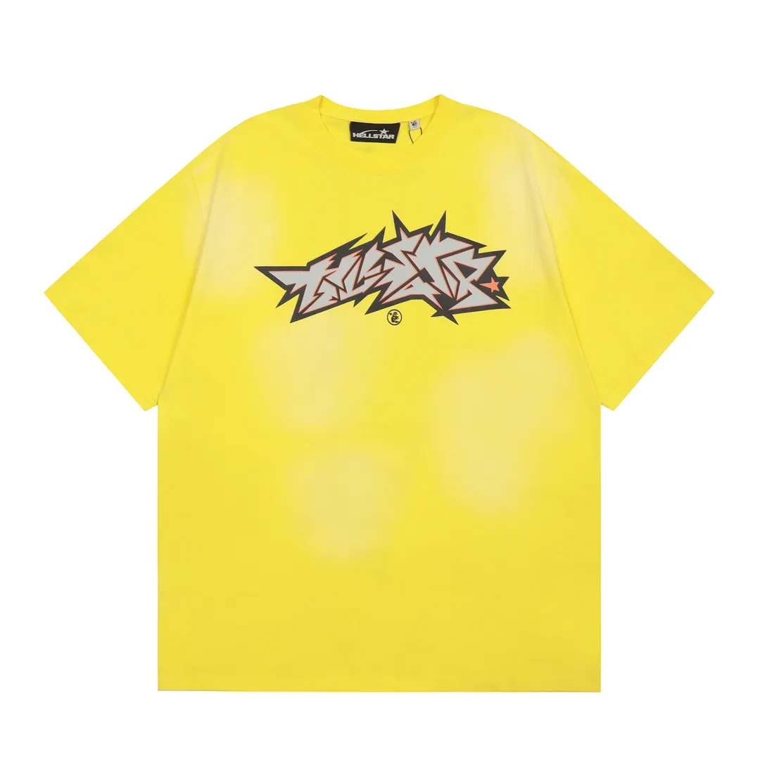 P126 Hellstar Studios Short Sleeve Tee Shirt Spray Horse T-shirt Short Sleeve The new hot beauty trend Hellstar!  Standard beauty and trendy workmanship, original customization (fabric, pattern, printing, hang tag, main mark, etc.), exaggerated style, explosive style, dare to break through tradition, bring adventurous new fashion experience!   YoungBoy, the most popular rapper in the youth circle, has shot a lot of models for him, and celebrities such as Dababy and Swae Lee frequently get dressed!  color: yellow, green, red Size: S, M, L, XL