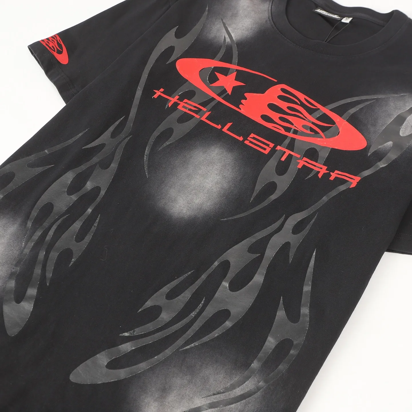 P124 Hellstar Hellstar Cross-border European and American style street fashion brand pure cotton T-shirt Fabric (fabric): 32 counts 250g washed combed double yarn pure cotton Size (size): S-M- L- X L Color (colour): Washed black (spray Ma Liu)