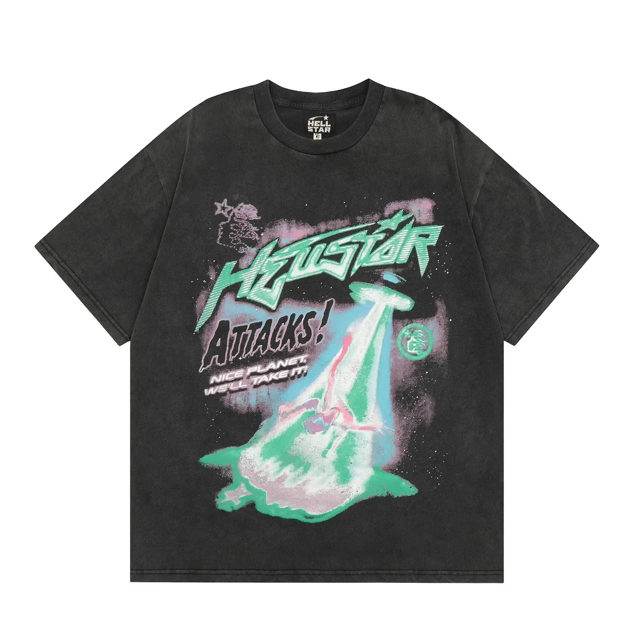 P134 Hellstar Attacks T-Shirt Short-sleeved T-shirt The new hot beauty trend Hellstar!  Standard beauty and trendy workmanship, original customization (fabric, pattern, printing, hang tag, main mark, etc.), exaggerated style, explosive style, dare to break through tradition, bring adventurous new fashion experience!  YoungBoy, the most popular rapper in the youth circle, has shot a lot of models for him, and celebrities such as Dababy and Swae Lee frequently get dressed!  color: Vintage Black (washed black) size: S, M, L, XL