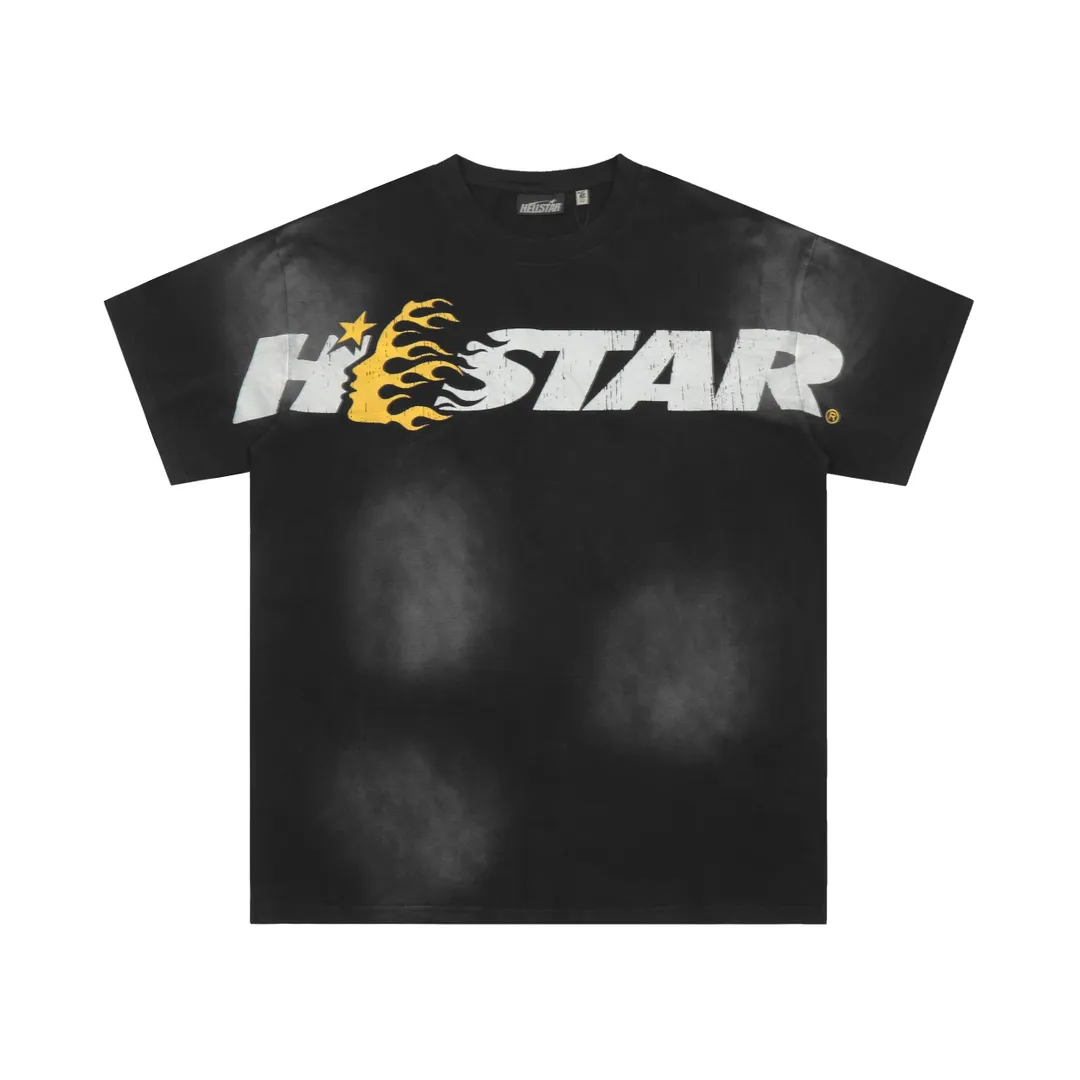 P126 HELLSTAR STUDIOS CARTOON LOGO T-SHIRT High-quality short-sleeved T-shirt, the new hot beauty trend Hellstar!  Standard beauty and trendy workmanship, original customization (fabric, pattern, printing, hang tag, main mark, etc.), exaggerated style, explosive style, dare to break through tradition, bring adventurous new fashion experience!   YoungBoy, the most popular rapper in the youth circle, has shot a lot of models for him, and celebrities such as Dababy and Swae Lee frequently get dressed!  color: black Size: S, M, L, XL