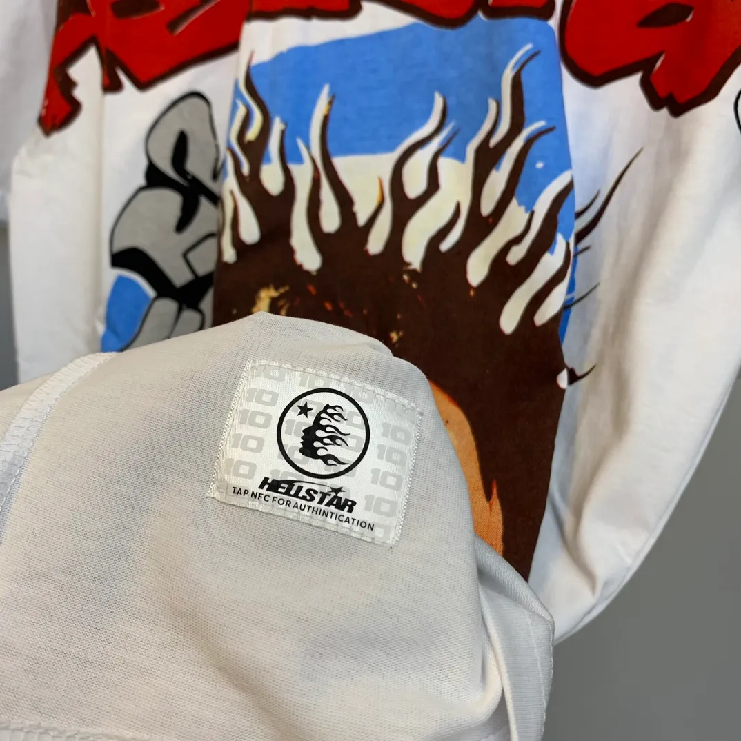 P126 HELLSTAR STUDIOS SCREAMING KID T-SHIRT American fashion spray Ma Liu T-shirt short-sleeved new hot beauty fashion Hellstar!  Standard beauty and trendy workmanship, original customization (fabric, pattern, printing, hang tag, main mark, etc.), exaggerated style, explosive style, dare to break through tradition, bring adventurous new fashion experience!   YoungBoy, the most popular rapper in the youth circle, has shot a lot of models for him, and celebrities such as Dababy and Swae Lee frequently get dressed!  color: white Size: S, M, L, XL