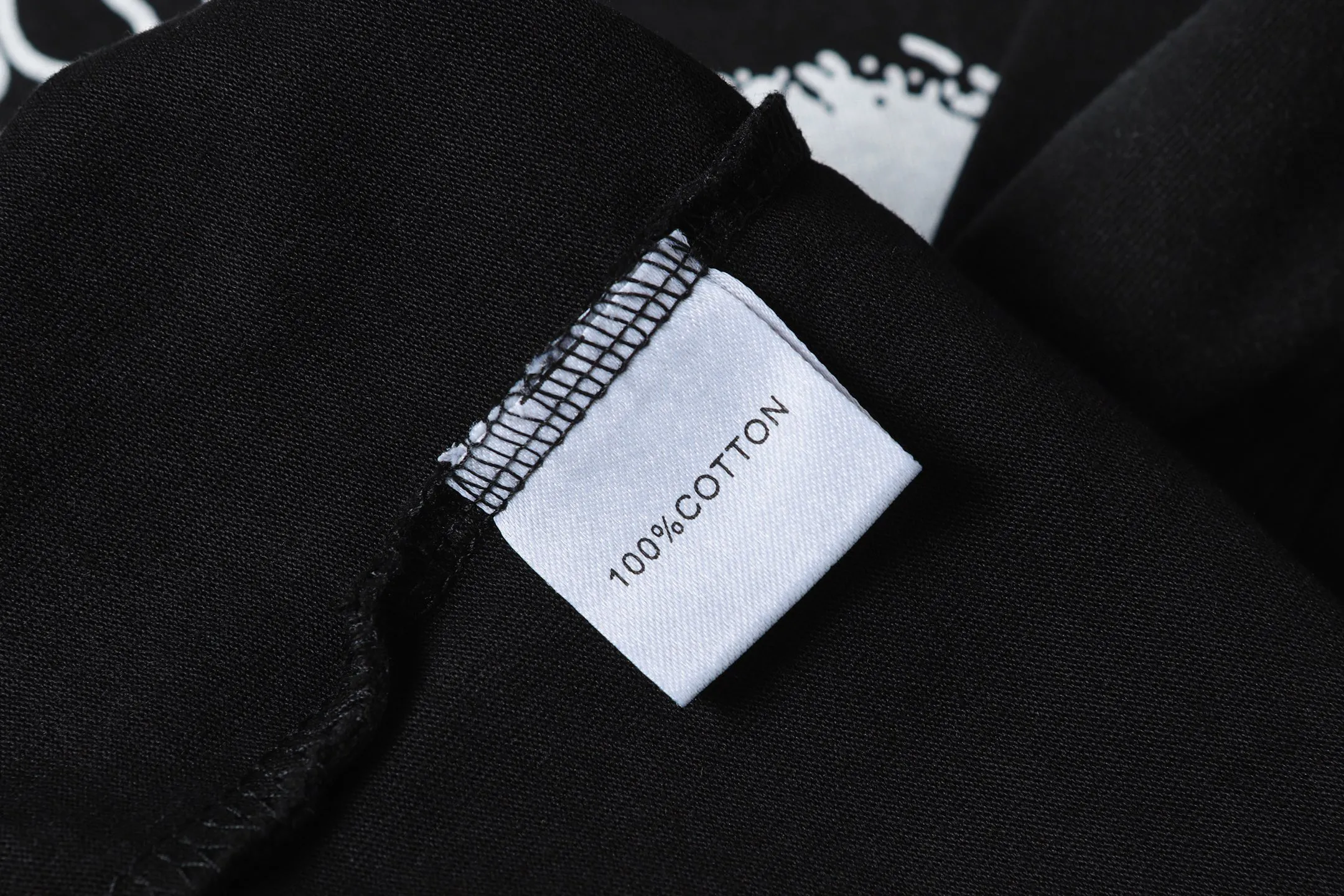 P122 Hellstar Cross-border European and American style street fashion brand pure cotton T-shirt Fabric (fabric): 32 counts of 250g washed combed double yarn pure cotton Size (size): S-M- L- X L Color (colour): Washed black (spray Ma Liu)