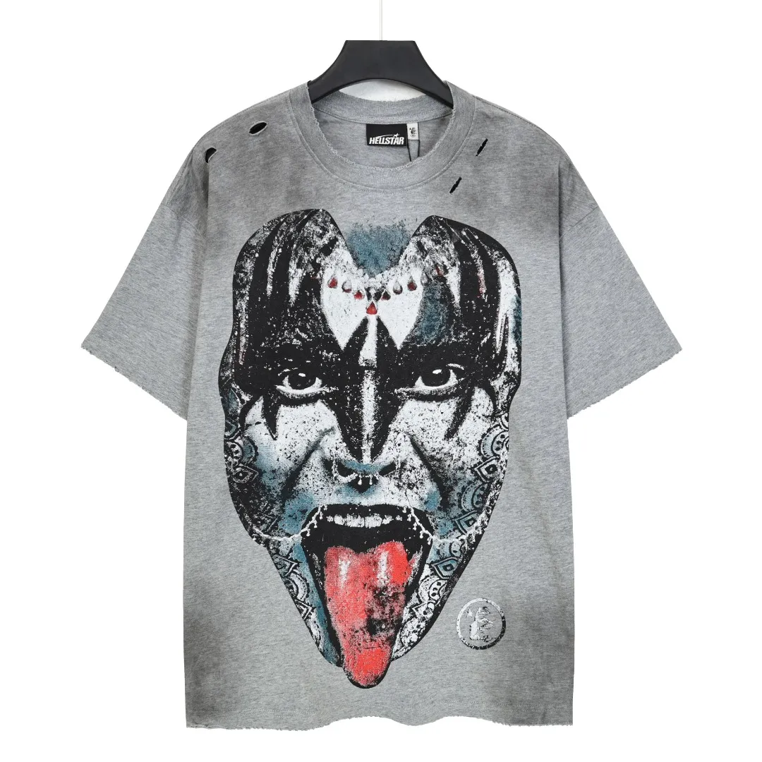 P134 Hellstar/Hellstar (actual shot) Craftsmanship: Washed and sprayed + holes + the whole piece is washed and frayed by hand Cross-border European and American style street brand pure cotton T-shirt Fabric (fabric): 32 count 250g washed combed double yarn pure cotton Size (size): S-M- L- X L Color (colour): Washed gray/washed black 👉