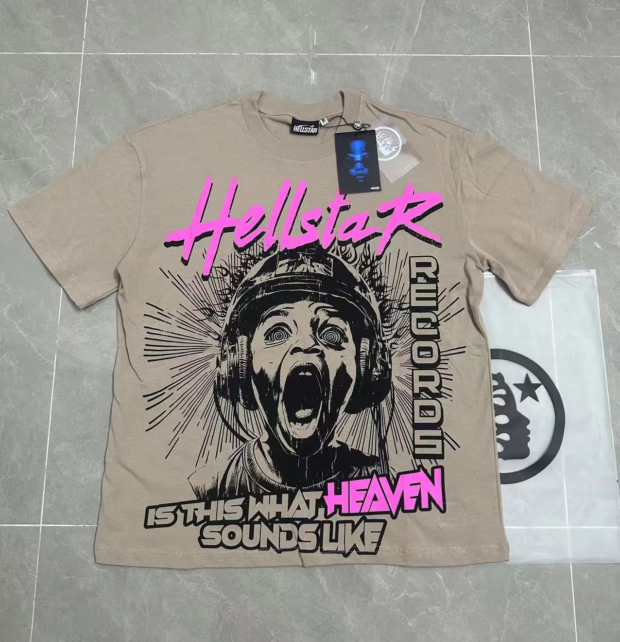 P108 Real-stock Hellstar Cross-border European and American style, street brand pure cotton T-shirt Fabric (fabric): 32 counts of 240g heavy combed double yarn pure cotton Size (size): S-M- L- X L Color (colour): Khaki/Black
