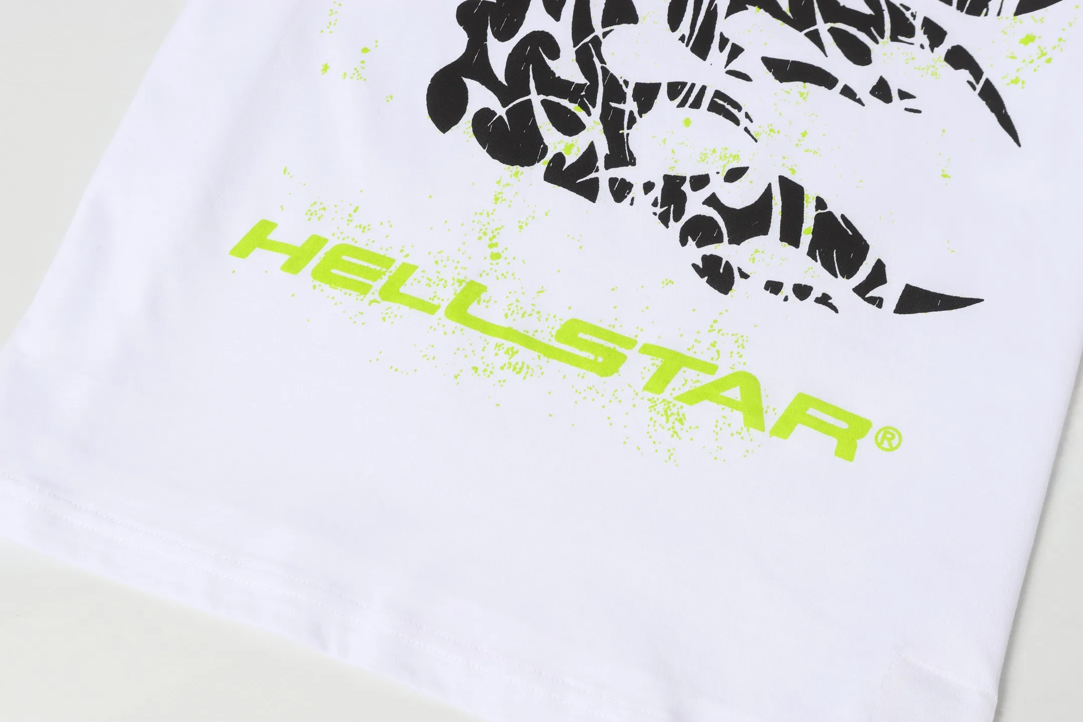 P108 Real-stock Hellstar Cross-border European and American style, street fashion brand pure cotton T-shirt Fabric (fabric): 32 pieces of 240g heavy combed double yarn pure cotton Size (size): S-M- L- X L Color (colour): white-red white-green 👉