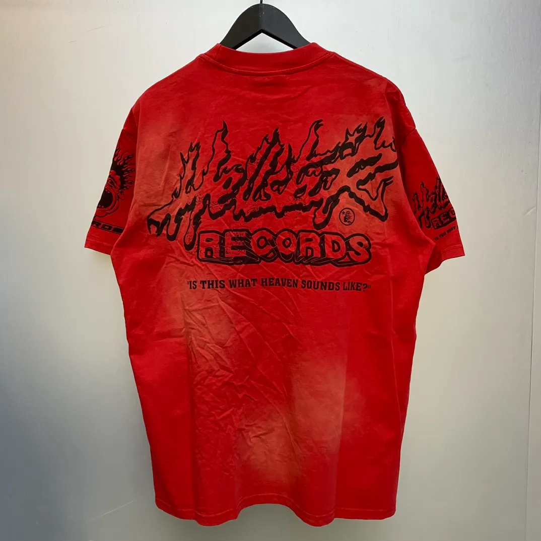P126 HELLSTAR RECORDS T-SHIRT European and American trendy brand distressed pure cotton T-shirt short sleeves, the new hot beauty trend Hellstar!  Standard beauty and trendy workmanship, original customization (fabric, pattern, printing, hang tag, main mark, etc.), exaggerated style, explosive style, dare to break through tradition, bring adventurous new fashion experience!   YoungBoy, the most popular rapper in the youth circle, has shot a lot of models for him, and celebrities such as Dababy and Swae Lee frequently get dressed!  color: red Size: S, M, L, XL