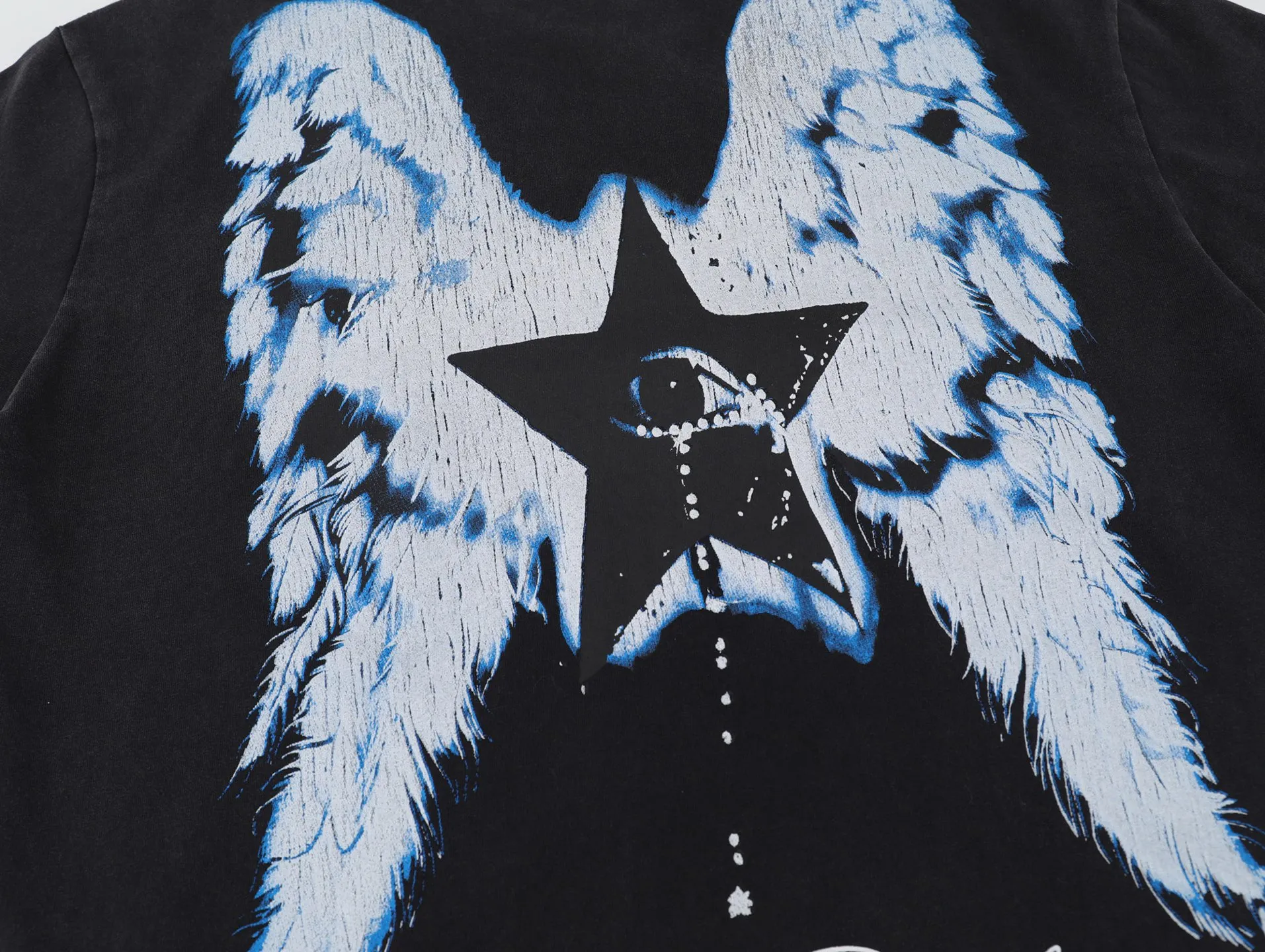 P126 HELLSTAR Angry Portrait Wings Printed American High Street Washed Short Sleeve T-Shirt The new hot beauty trend Hellstar!  Standard beauty and trendy workmanship, original customization (fabric, pattern, printing, hang tag, main mark, etc.), exaggerated style, explosive style, dare to break through tradition, bring adventurous new fashion experience!   YoungBoy, the most popular rapper in the youth circle, has shot a lot of models for him, and celebrities such as Dababy and Swae Lee frequently get dressed!  color: black Size: S, M, L, XL