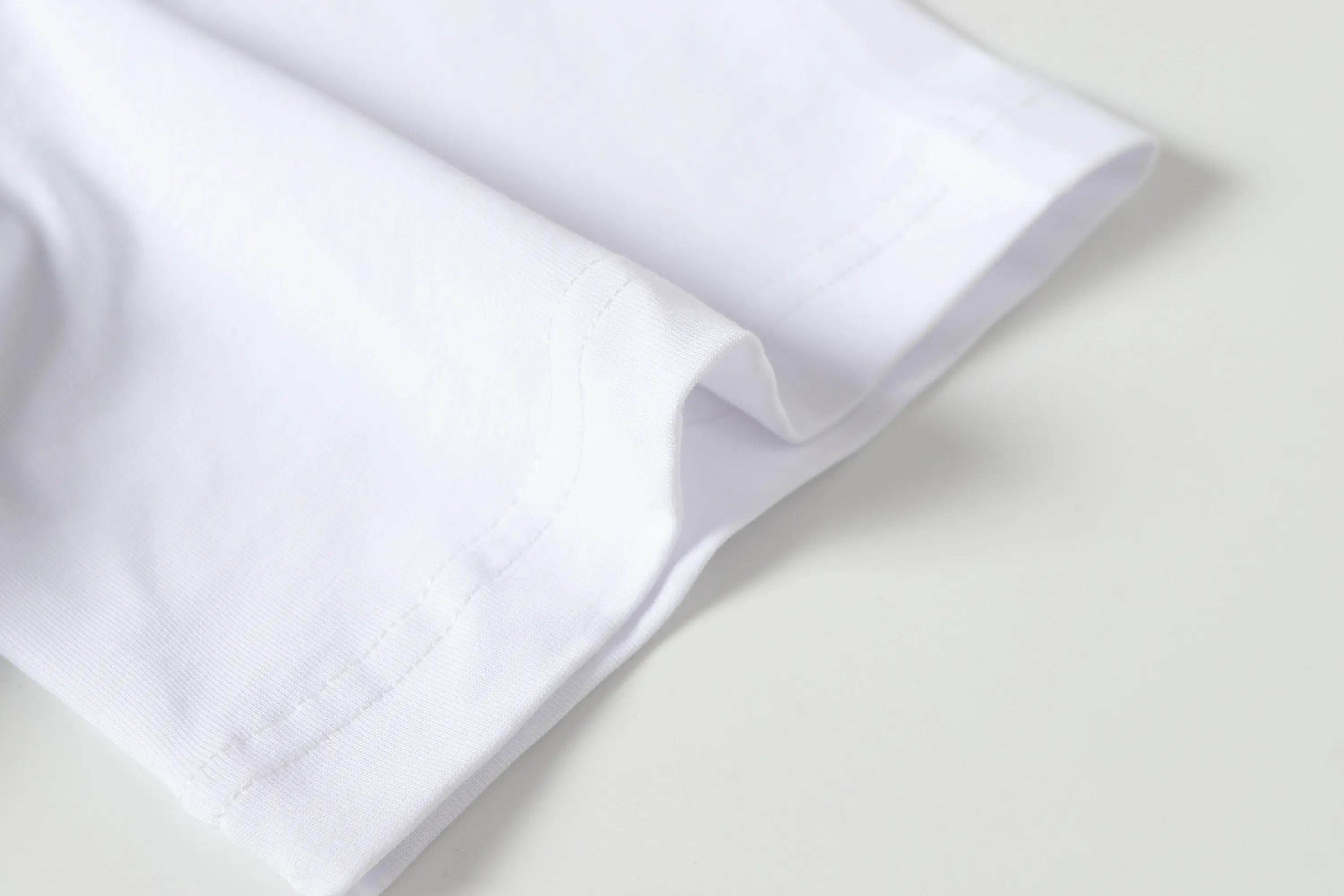 P108 Real-stock Hellstar Cross-border European and American style, street brand pure cotton T-shirt Fabric (fabric): 32 counts of 240g heavy combed double yarn pure cotton Size (size): S-M- L- X L Color (colour): White 👉 👉 👉