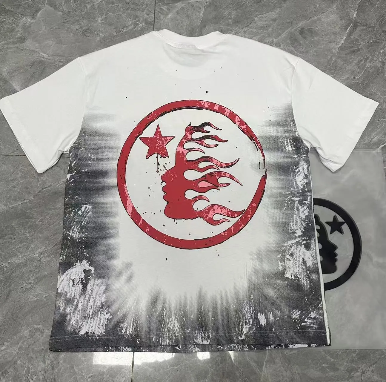 P108 Real-stock Hellstar Cross-border European and American style, street brand pure cotton T-shirt Fabric (fabric): 32 counts of 240g heavy combed double yarn pure cotton Size (size): S-M- L- X L Color (colour): White 👉 👉 👉