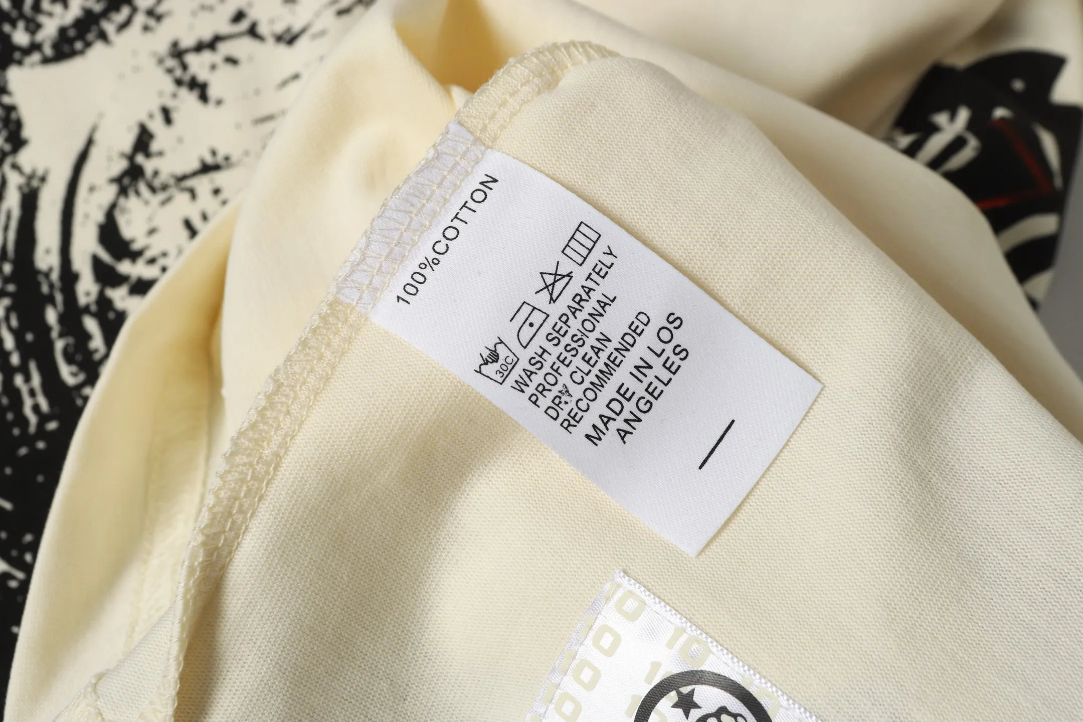P108 Real-stock Hellstar cross-border European and American style, street fashion brand pure cotton T-shirt. Fabric: 32 counts of 240g combed double yarn pure cotton Size: S-M- L- X L Color: White: Apricot 👉 👉 👉
