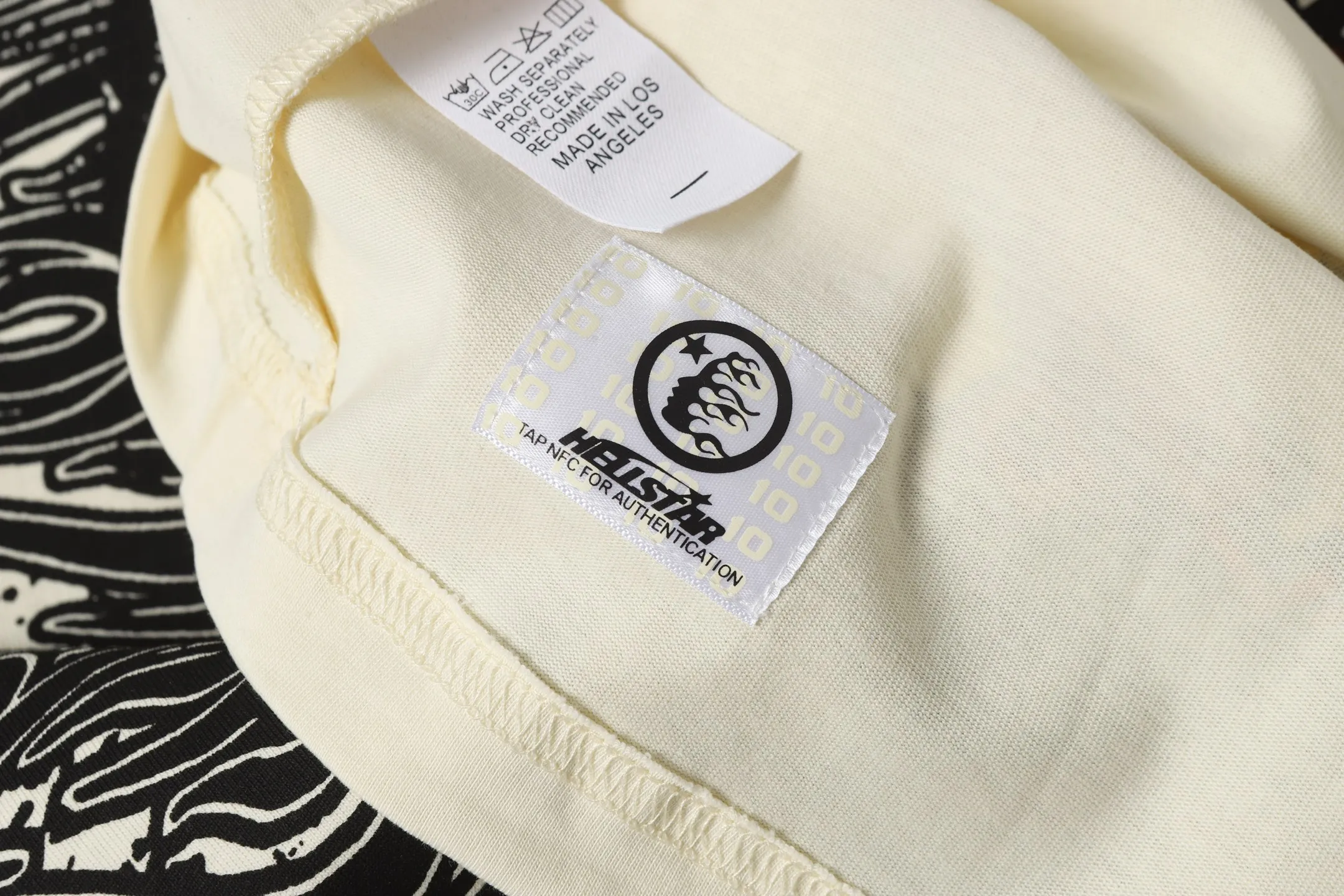 P108 Real-stock Hellstar cross-border European and American style, street fashion brand pure cotton T-shirt. Fabric: 32 counts of 240g combed double yarn pure cotton Size: S-M- L- X L Color: White: Apricot 👉 👉 👉