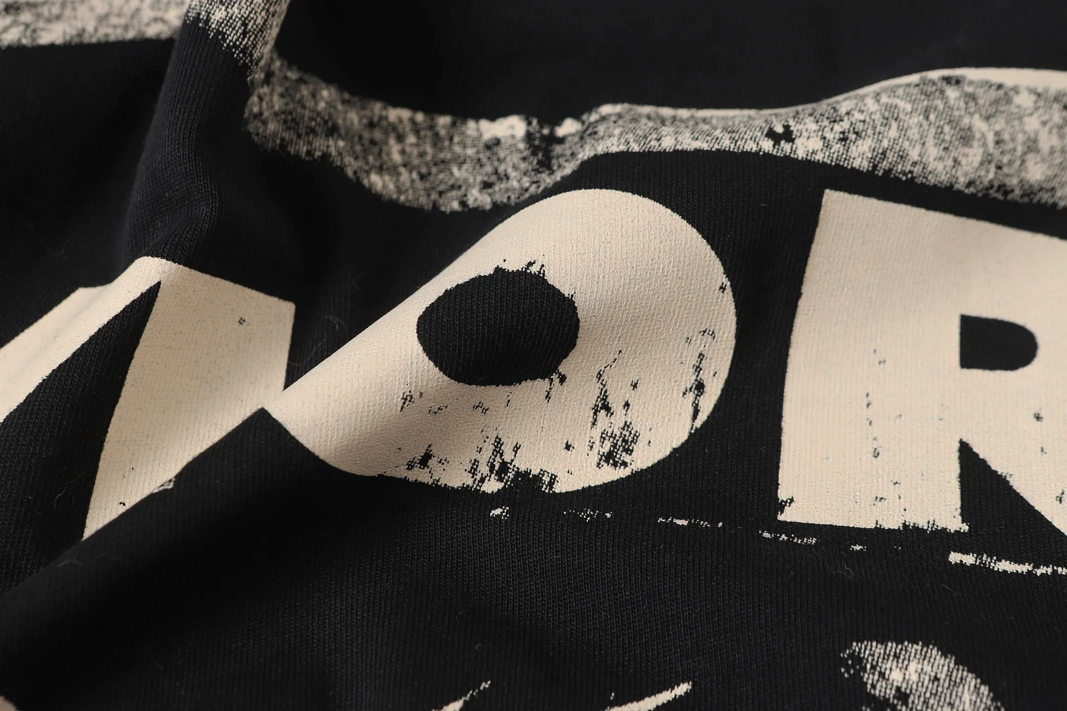 P124 Hellstar Hellstar Cross-border European and American style street fashion brand pure cotton T-shirt Fabric (fabric): 32 counts 250g washed combed double yarn pure cotton Size (size): S-M- L- X L Color (colour): Washed black (spray Ma Liu)