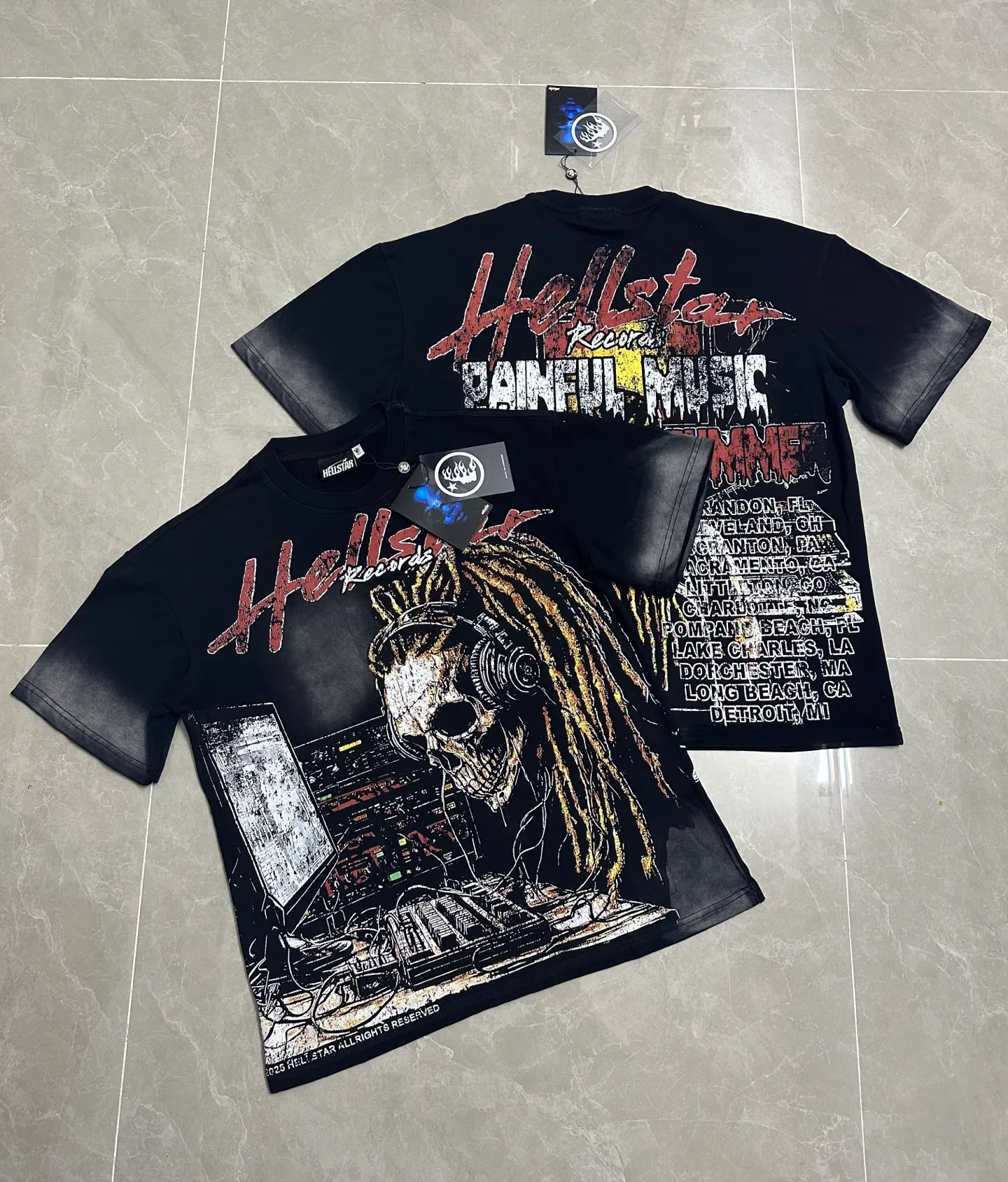 P124 112## Washed black spray Ma Liu I Hellstar Cross-border European and American style street fashion brand pure cotton T-shirt Fabric (fabric): 32 counts 250g washed combed double yarn pure cotton Size (size): S-M- L- X L Color (colour): Washed black (spray Ma Liu)