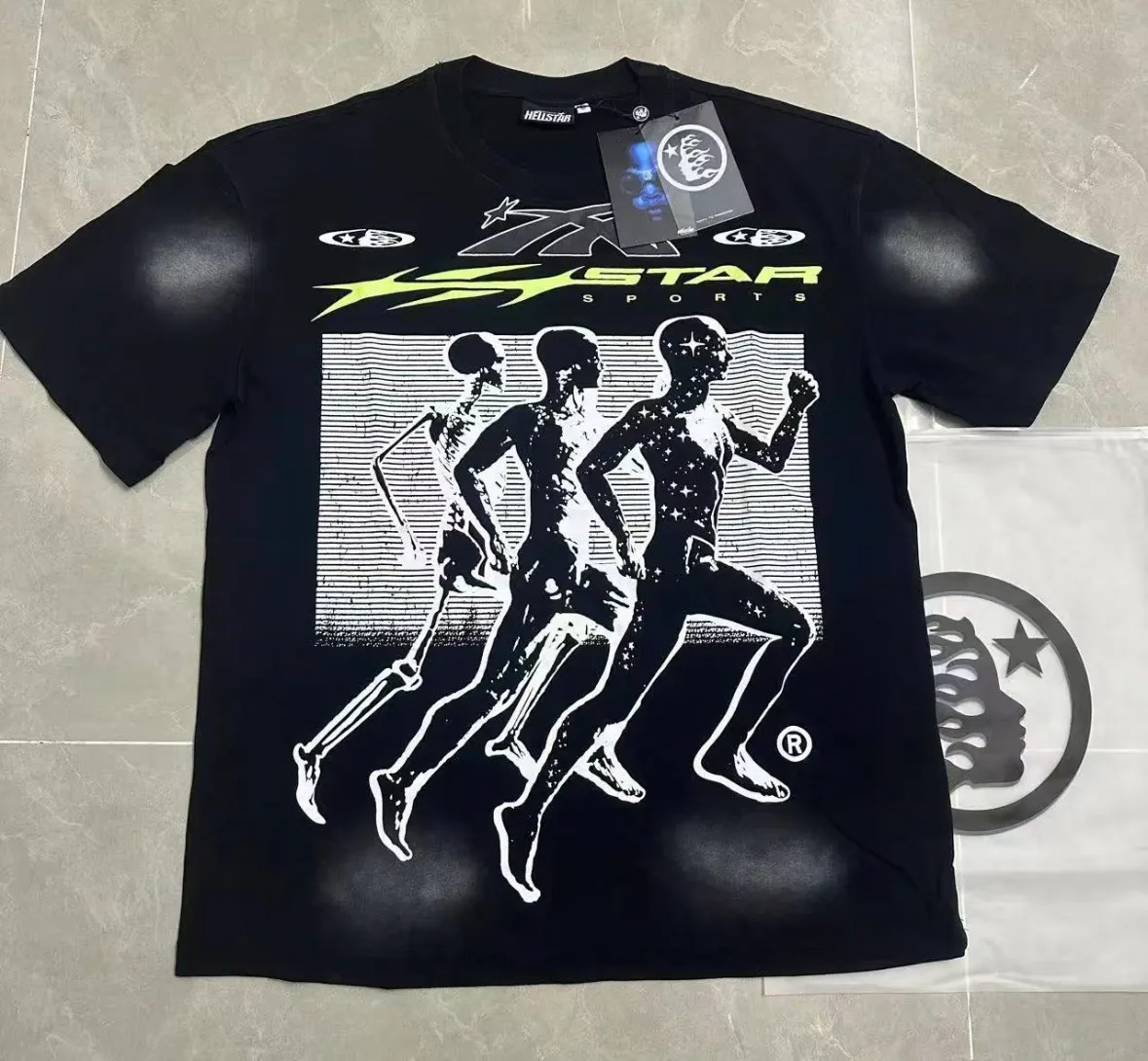 P124 Hellstar Hellstar Cross-border European and American style street fashion brand pure cotton T-shirt Fabric (fabric): 32 counts 250g washed combed double yarn pure cotton Size (size): S-M- L- X L Color (colour): Washed black (spray Ma Liu)