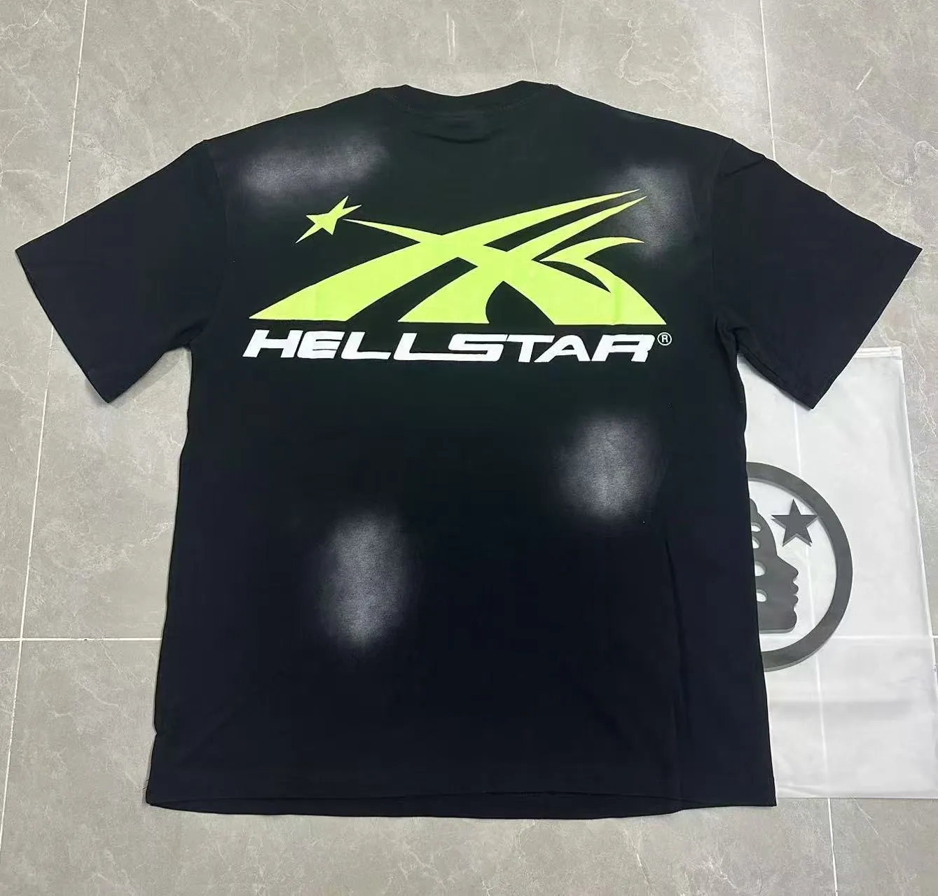 P124 Hellstar Hellstar Cross-border European and American style street fashion brand pure cotton T-shirt Fabric (fabric): 32 counts 250g washed combed double yarn pure cotton Size (size): S-M- L- X L Color (colour): Washed black (spray Ma Liu)