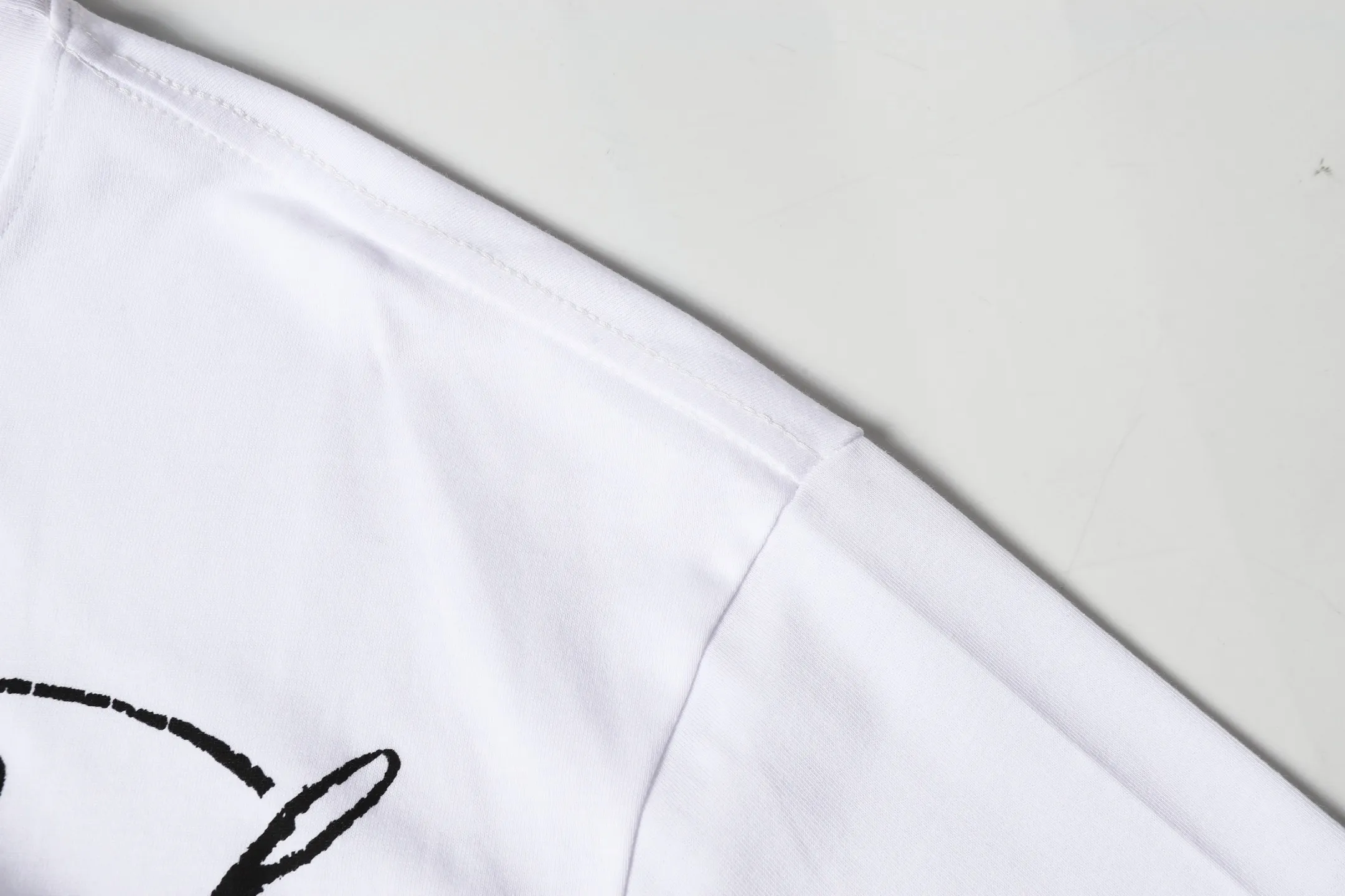 P108 Real-stock Hellstar Cross-border European and American style, street fashion brand pure cotton T-shirt Fabric (fabric): 32 counts of 240g heavy combed yarn pure cotton Size (size): S-M- L- X L Color (colour): apricot/white