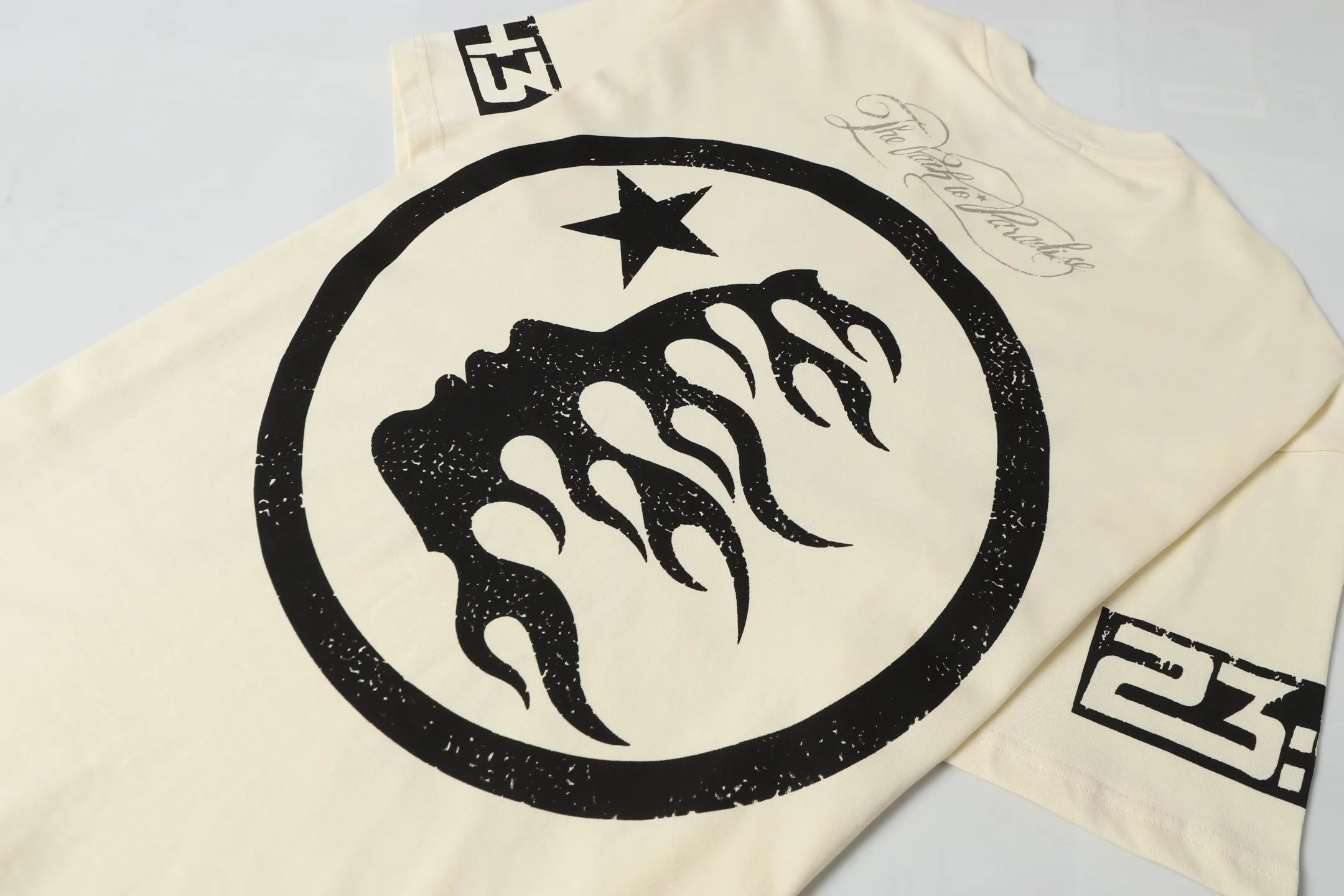 P108 Real-stock Hellstar Cross-border European and American style, street fashion brand pure cotton T-shirt Fabric (fabric): 32 counts of 240g heavy combed yarn pure cotton Size (size): S-M- L- X L Color (colour): apricot/white