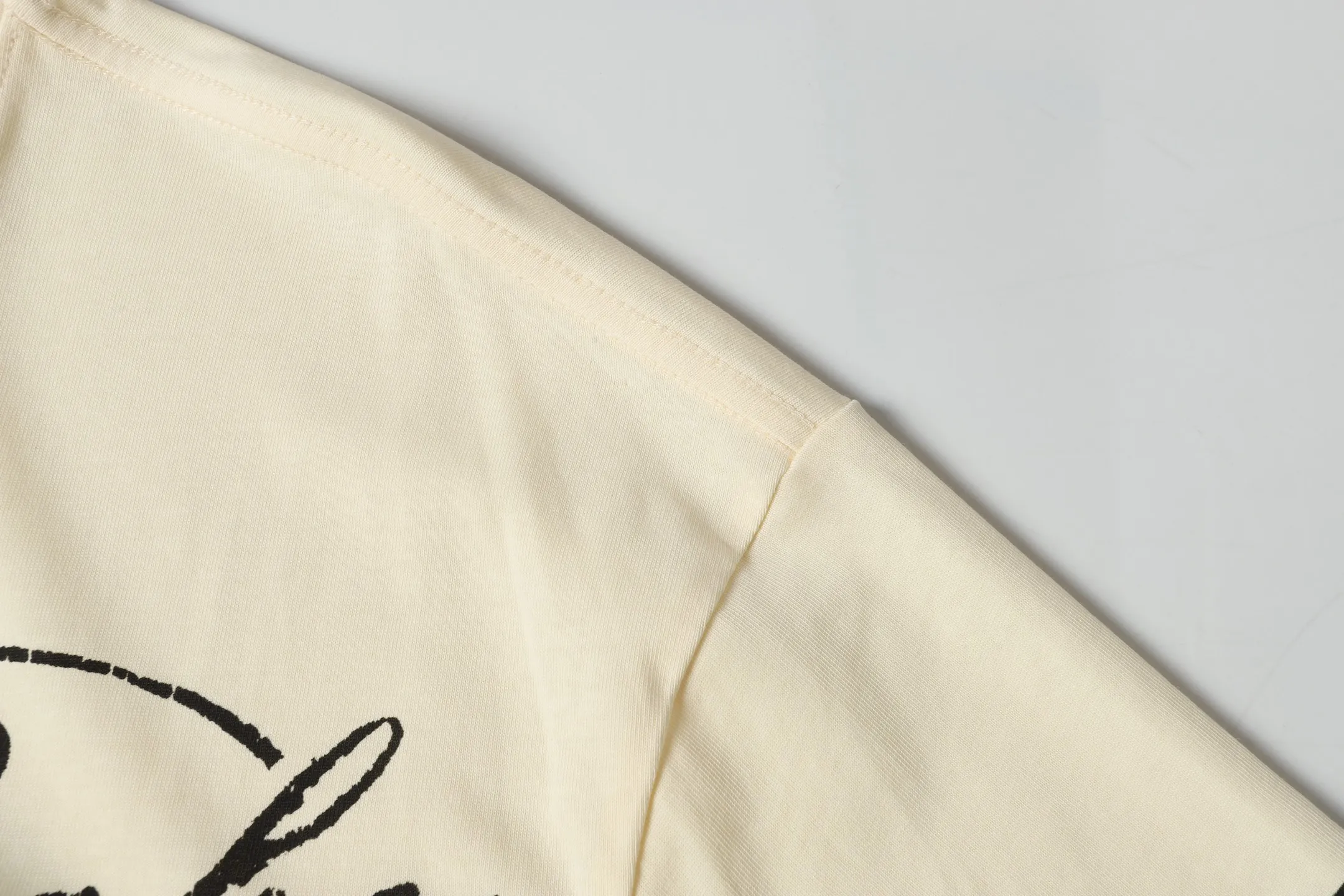 P108 Real-stock Hellstar Cross-border European and American style, street fashion brand pure cotton T-shirt Fabric (fabric): 32 counts of 240g heavy combed yarn pure cotton Size (size): S-M- L- X L Color (colour): apricot/white