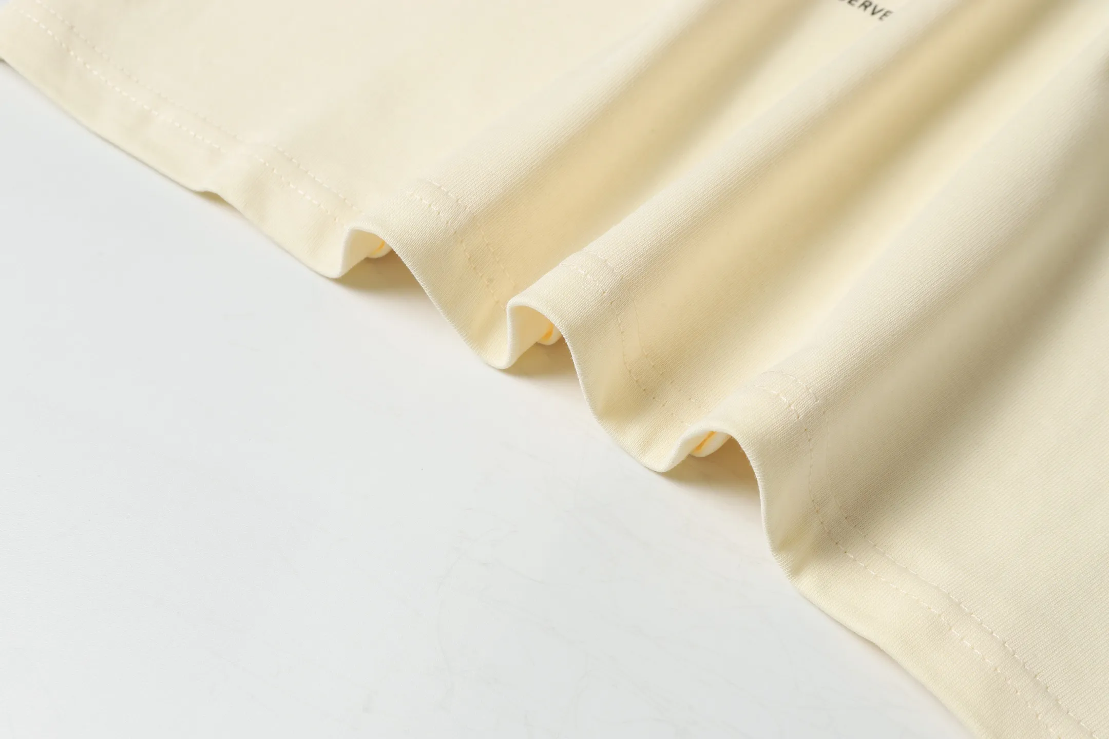 P108 Real-stock Hellstar Cross-border European and American style, street fashion brand pure cotton T-shirt Fabric (fabric): 32 counts of 240g heavy combed yarn pure cotton Size (size): S-M- L- X L Color (colour): apricot/white