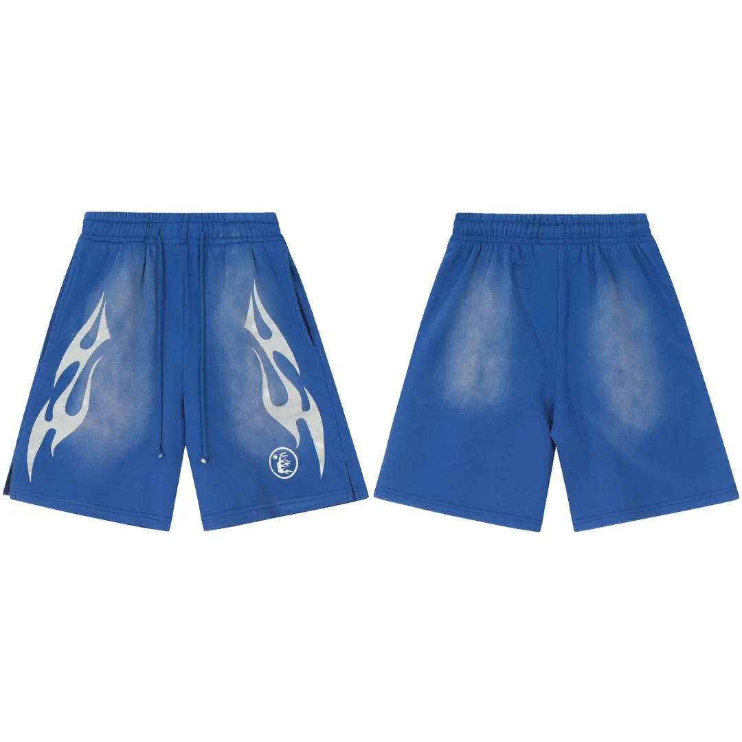 P150 7-color FLAME SHORTS Hellstar high-quality spray-on shorts, the new hot beauty trend Hellstar!  Standard beauty and trendy workmanship, original customization (fabric, pattern, printing, hang tag, main mark, etc.), exaggerated style, explosive style, dare to break through tradition, bring adventurous new fashion experience! YoungBoy, the most popular rapper in the youth circle, has shot a lot of models for him, and celebrities such as Dababy and Swae Lee frequently get dressed!  Color: WHITE, Black red, Black green, Purple, Blue, Gray, Yellow Size: S, M, L, XL