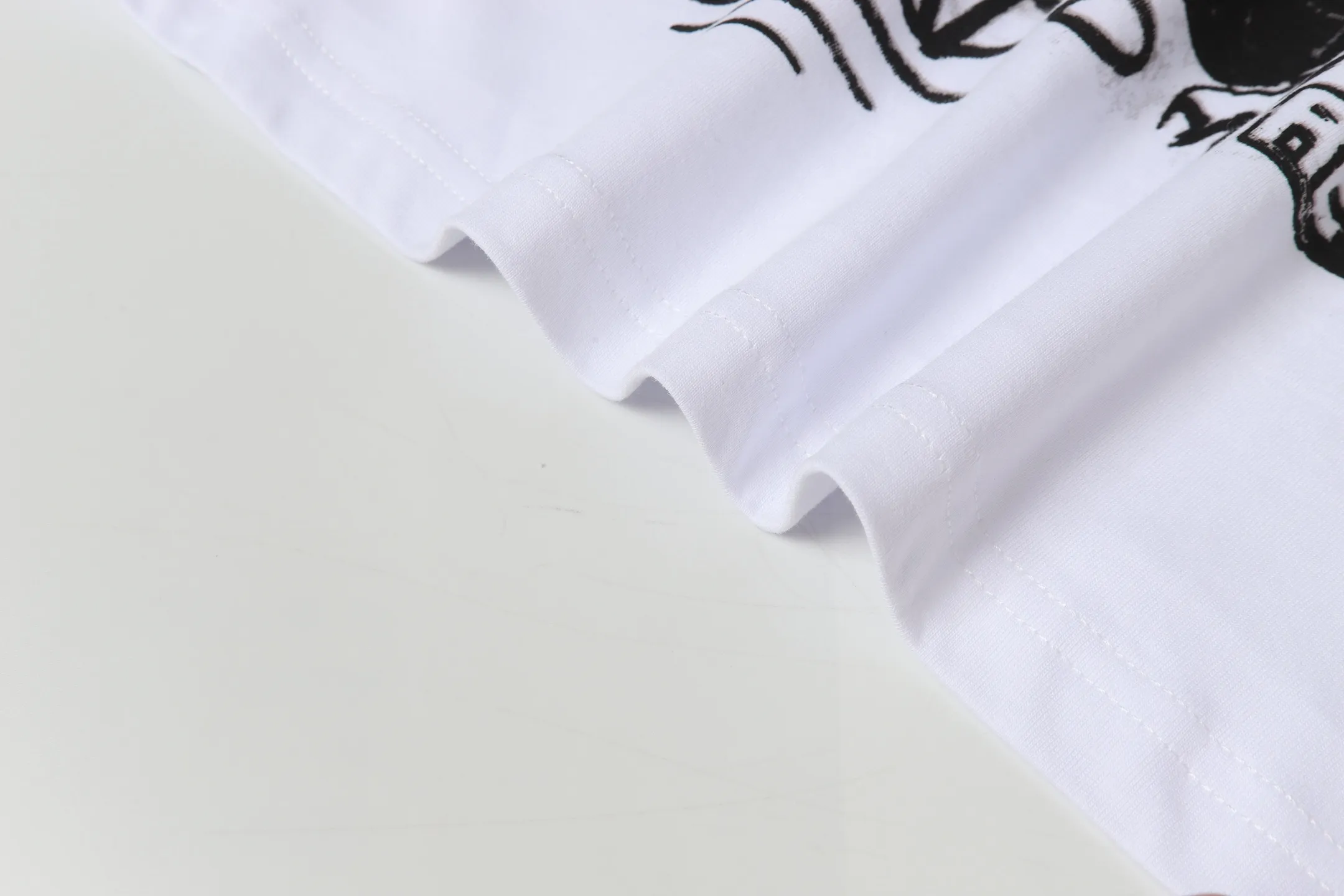 P108 Real-stock Hellstar Cross-border European and American style, street fashion brand pure cotton T-shirt Fabric (fabric): 32 pieces of 240g heavy combed double yarn pure cotton Size (size): S-M- L- X L Color (colour): white 👉